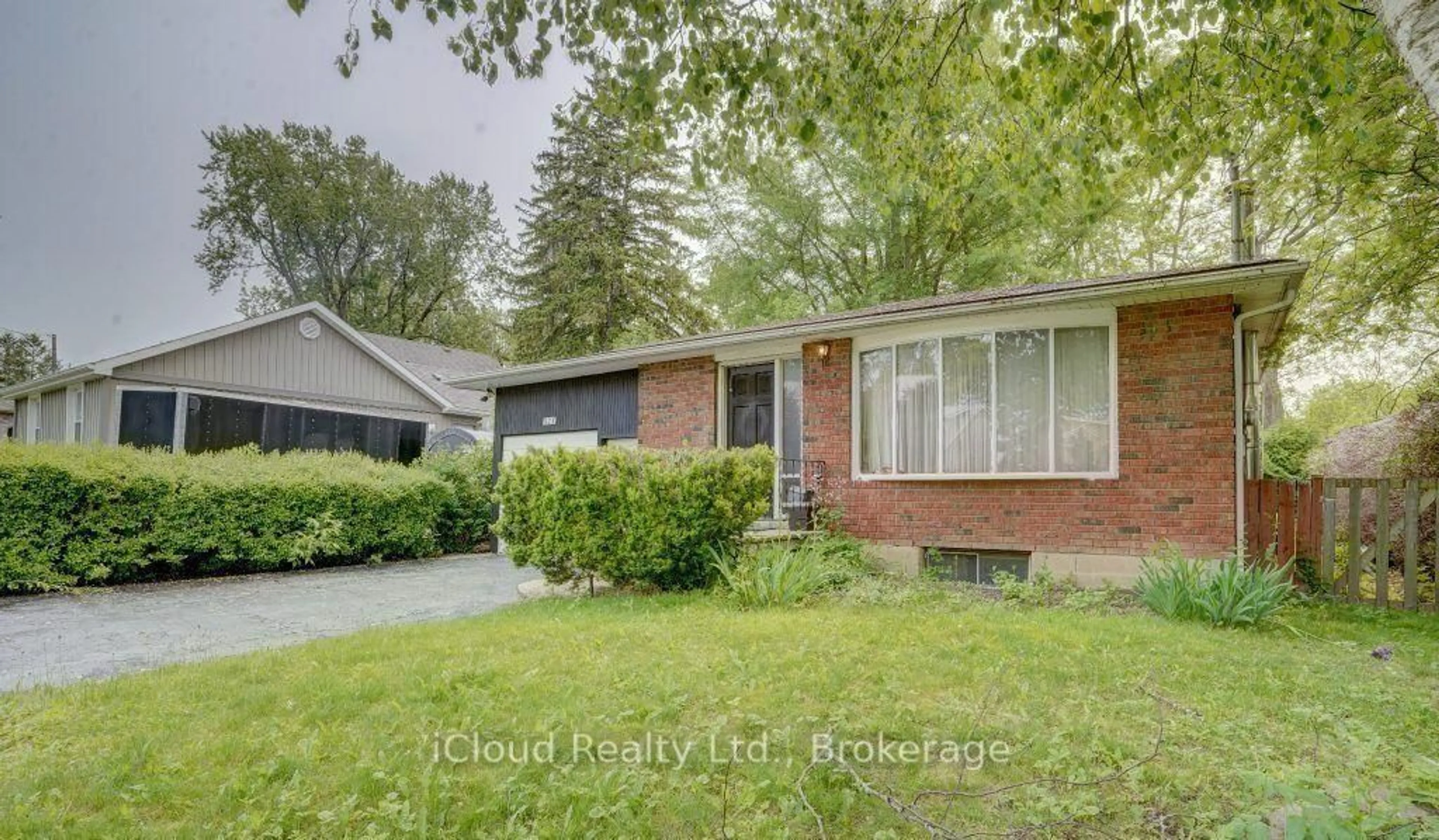 Home with brick exterior material, street for 325 Dyson Rd, Pickering Ontario L1W 2N1