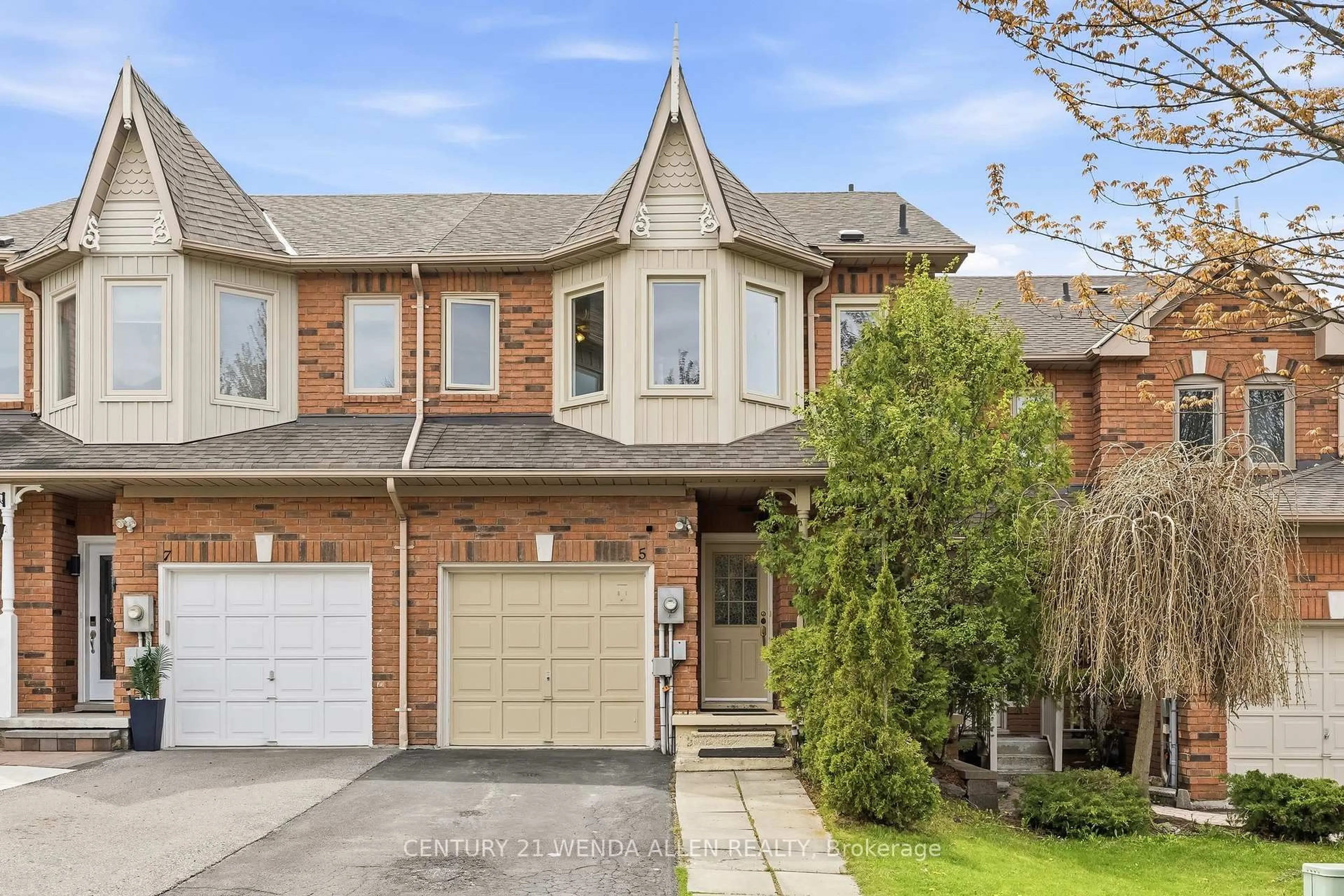 Home with brick exterior material, street for 5 Jays Dr, Whitby Ontario L1R 2P5