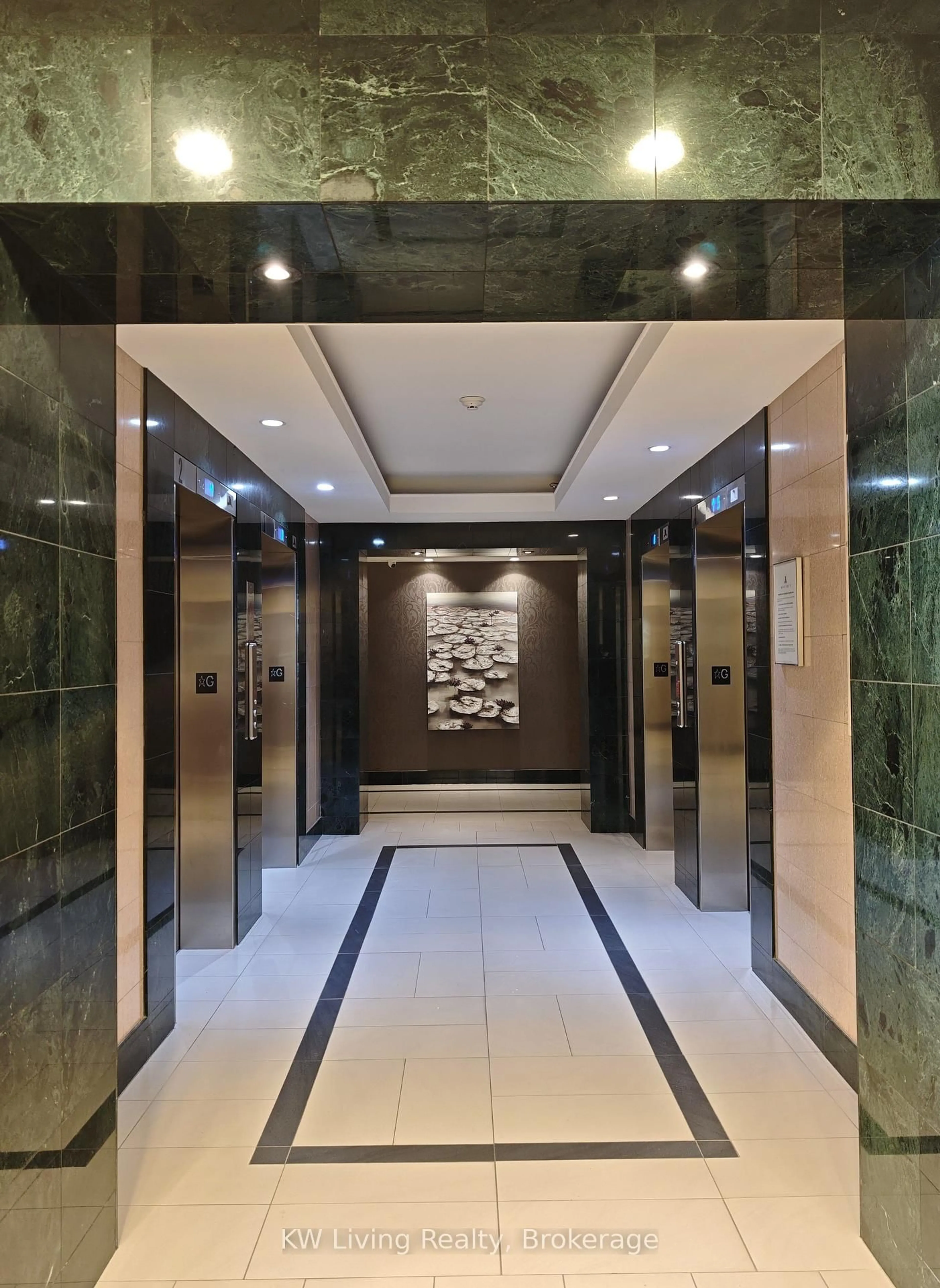 Indoor foyer for 175 Bamburgh Circ #1615, Toronto Ontario M1W 3X8