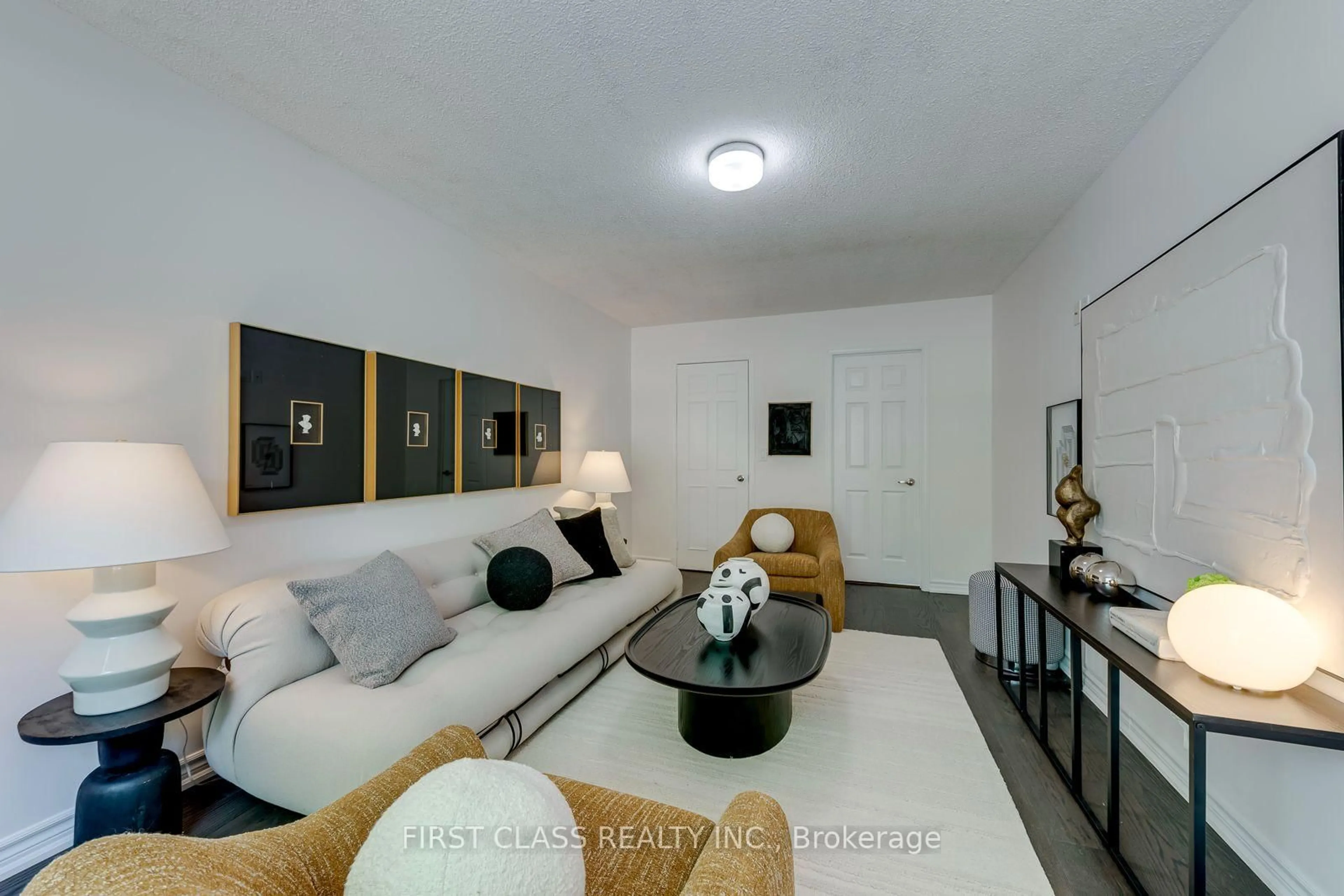 Living room with furniture, unknown for 27 Alton Towers Circ, Toronto Ontario M1V 3T2
