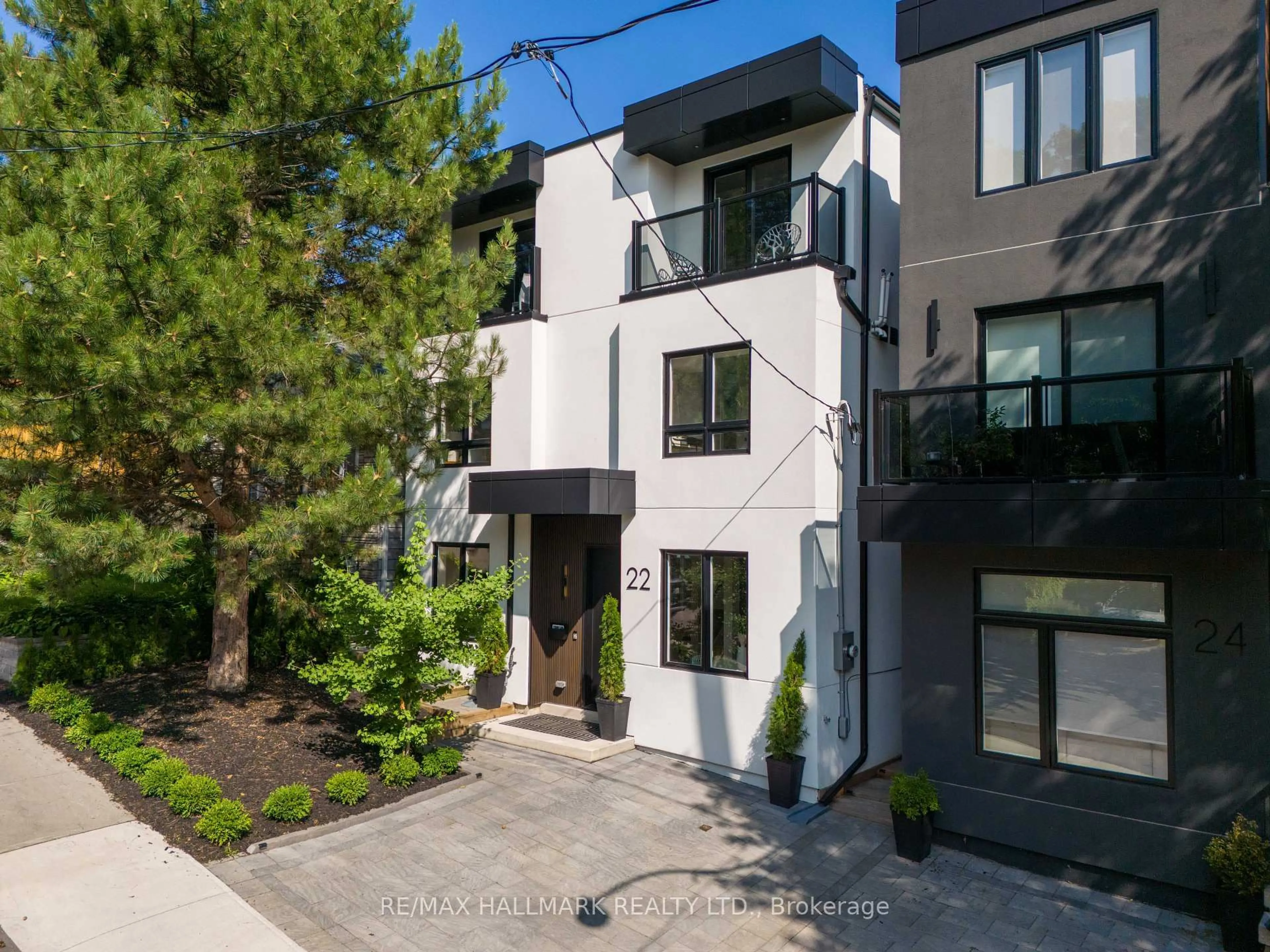 Home with brick exterior material, street for 22 Harriet St, Toronto Ontario M4L 2E9
