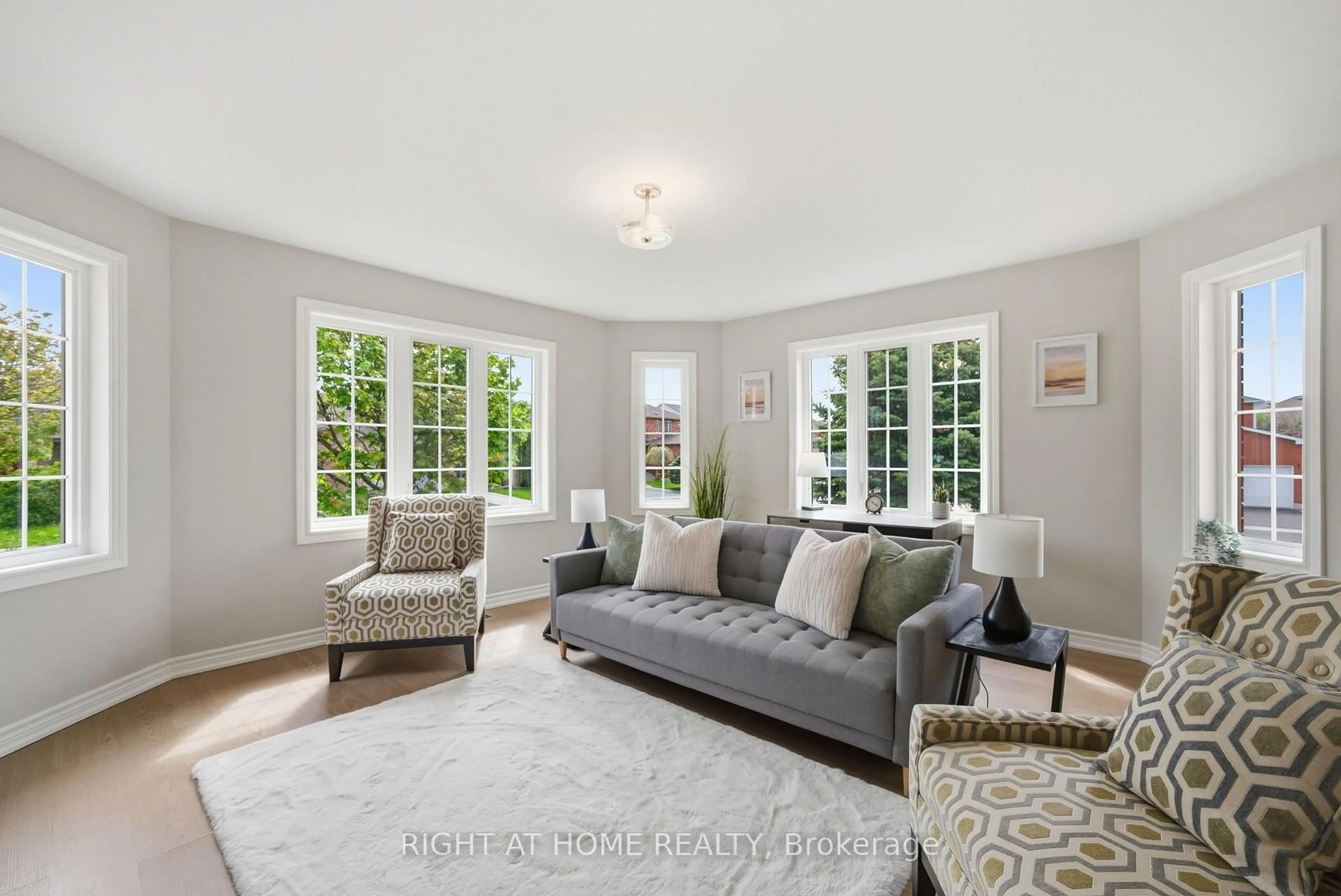 Living room with furniture, unknown for 446 Stonegate Ave, Oshawa Ontario L1K 2L7