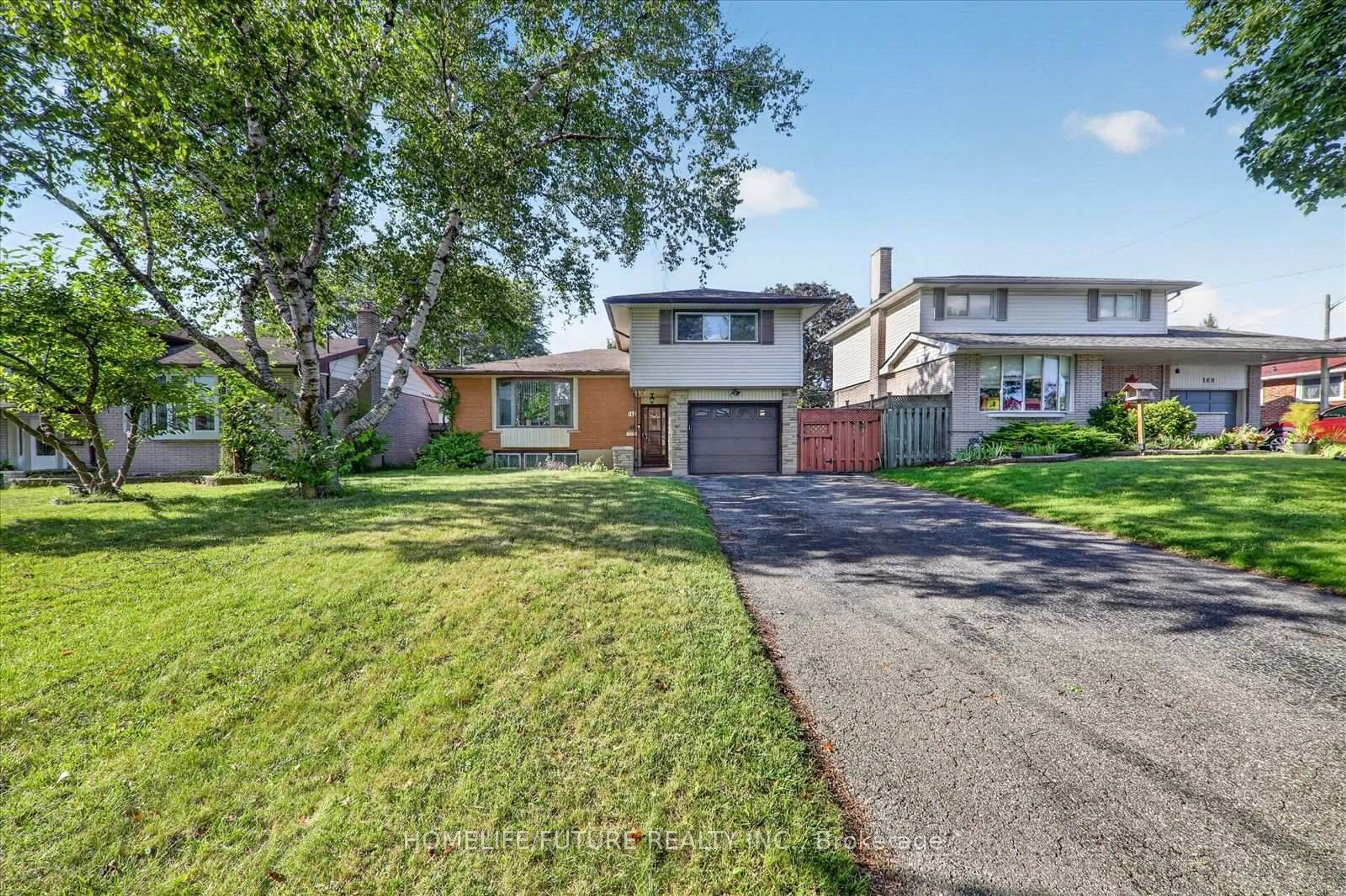 Unknown for 163 Labrador Dr, Oshawa Ontario L1H 7E4
