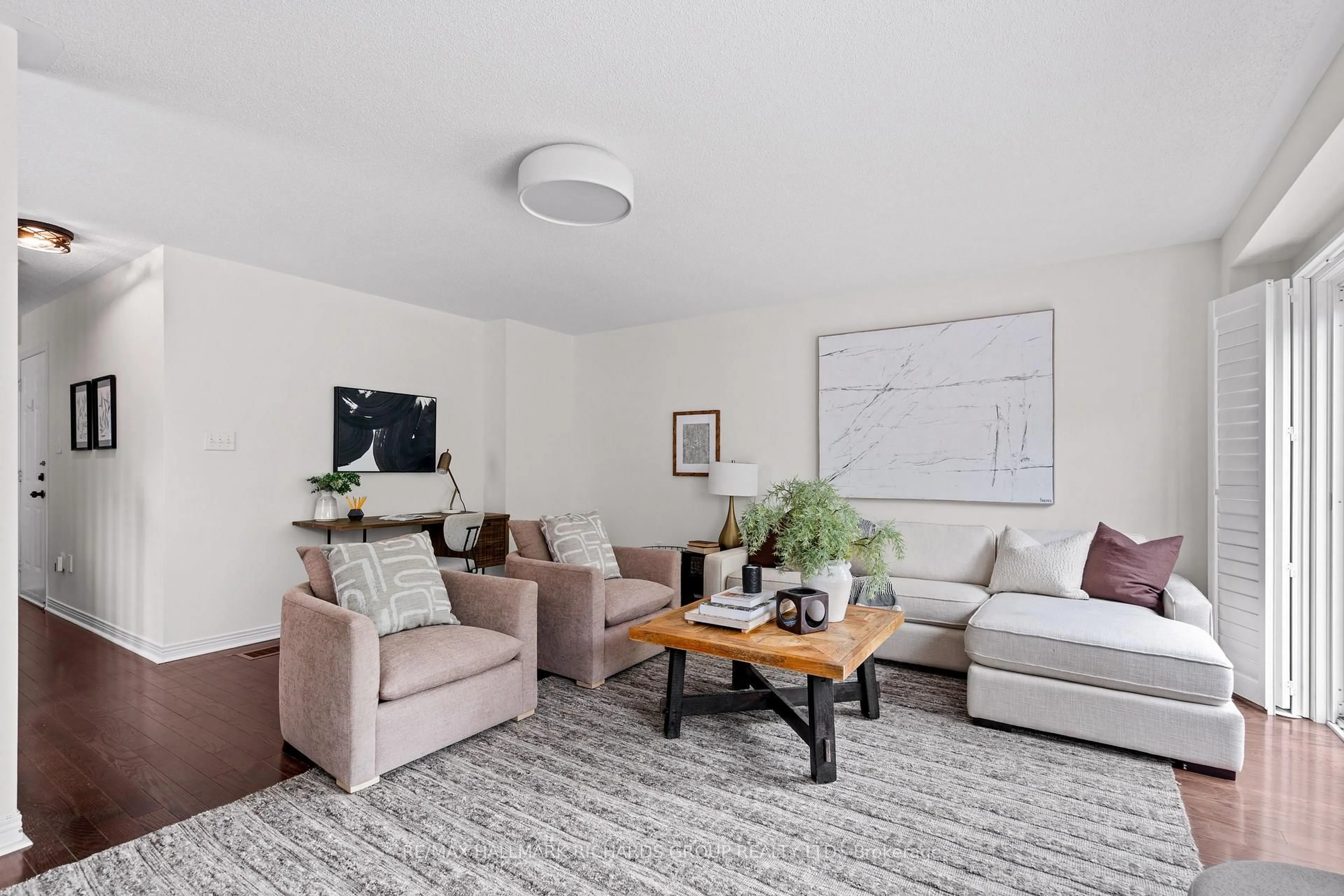 Living room with furniture, unknown for 91 Wilkes Cres, Toronto Ontario M1L 0B2