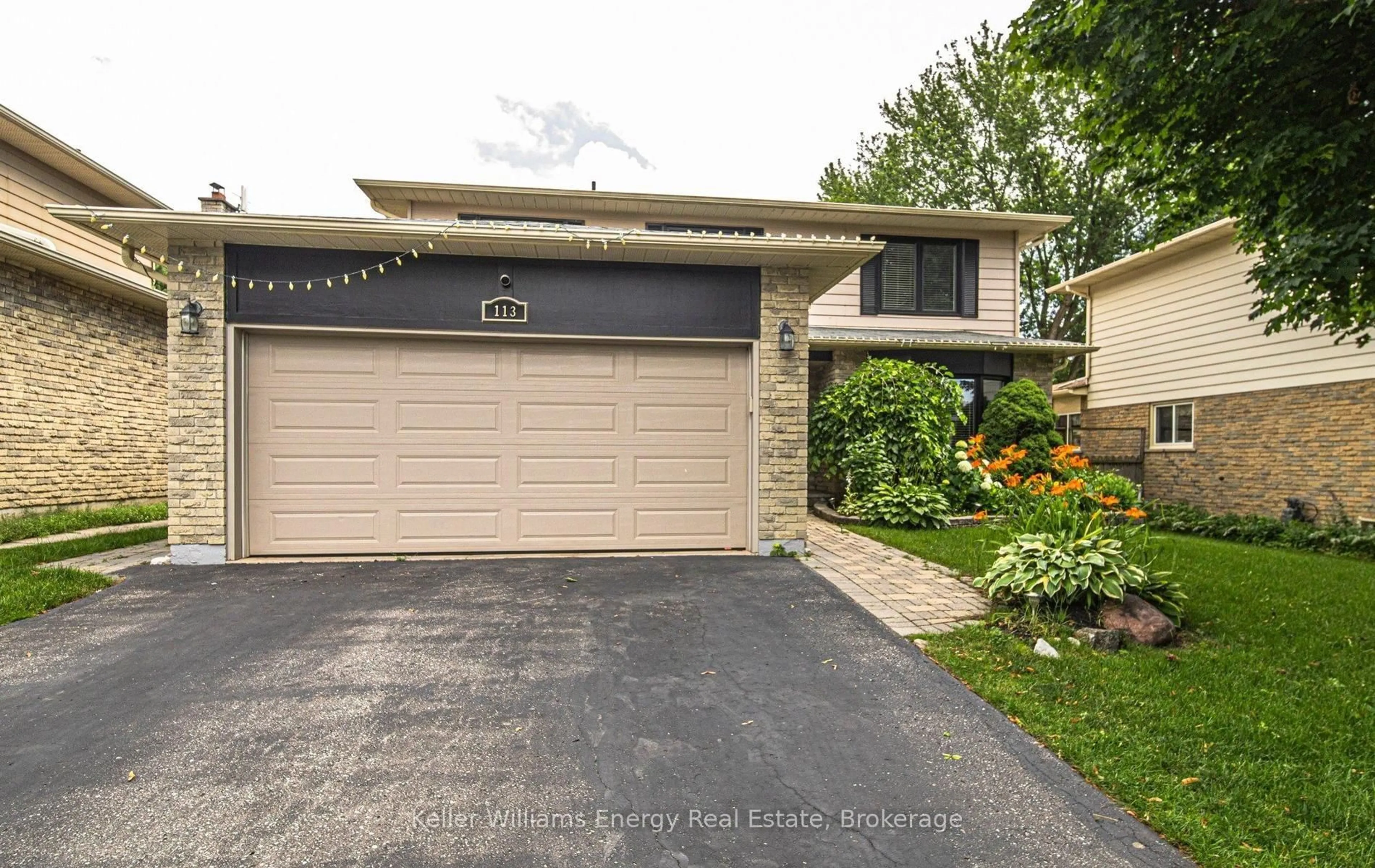 Unknown for 113 Robinson Cres, Whitby Ontario L1N 6W6