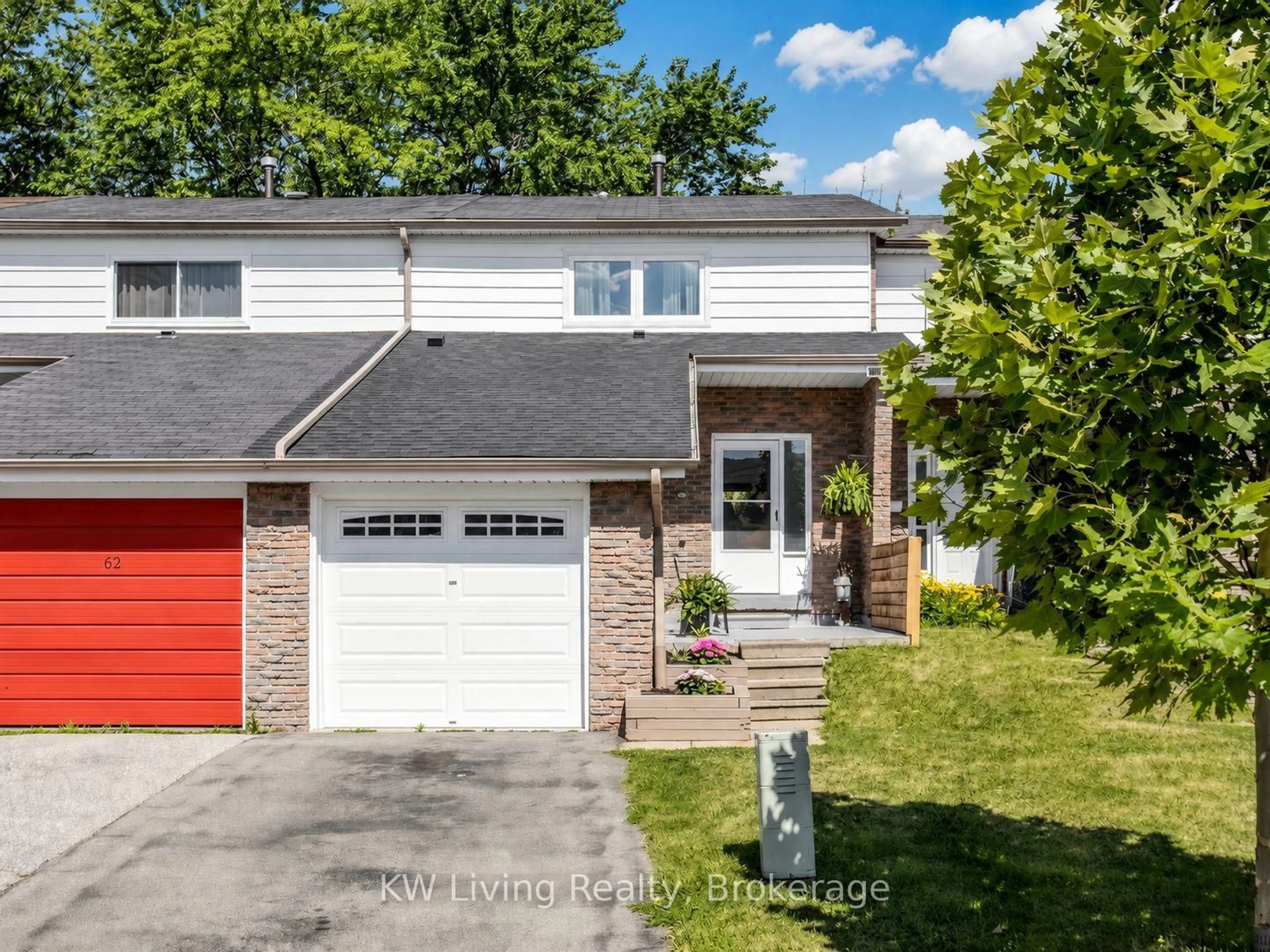 Home with vinyl exterior material, street for 64 Burkwood Cres, Toronto Ontario M1B 1P1