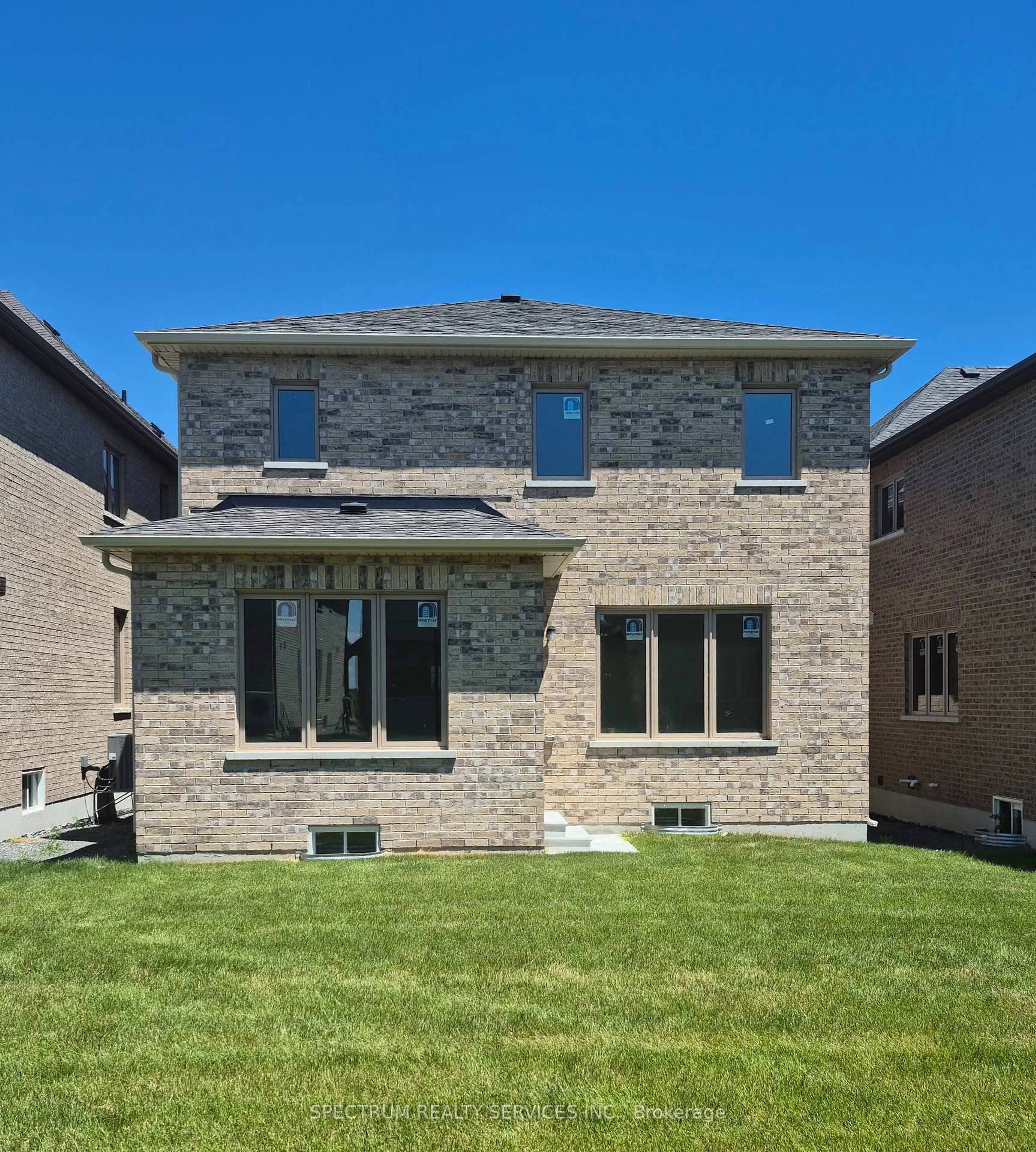 Home with brick exterior material, street for 18 Rogerson St, Clarington Ontario L1B 0W4