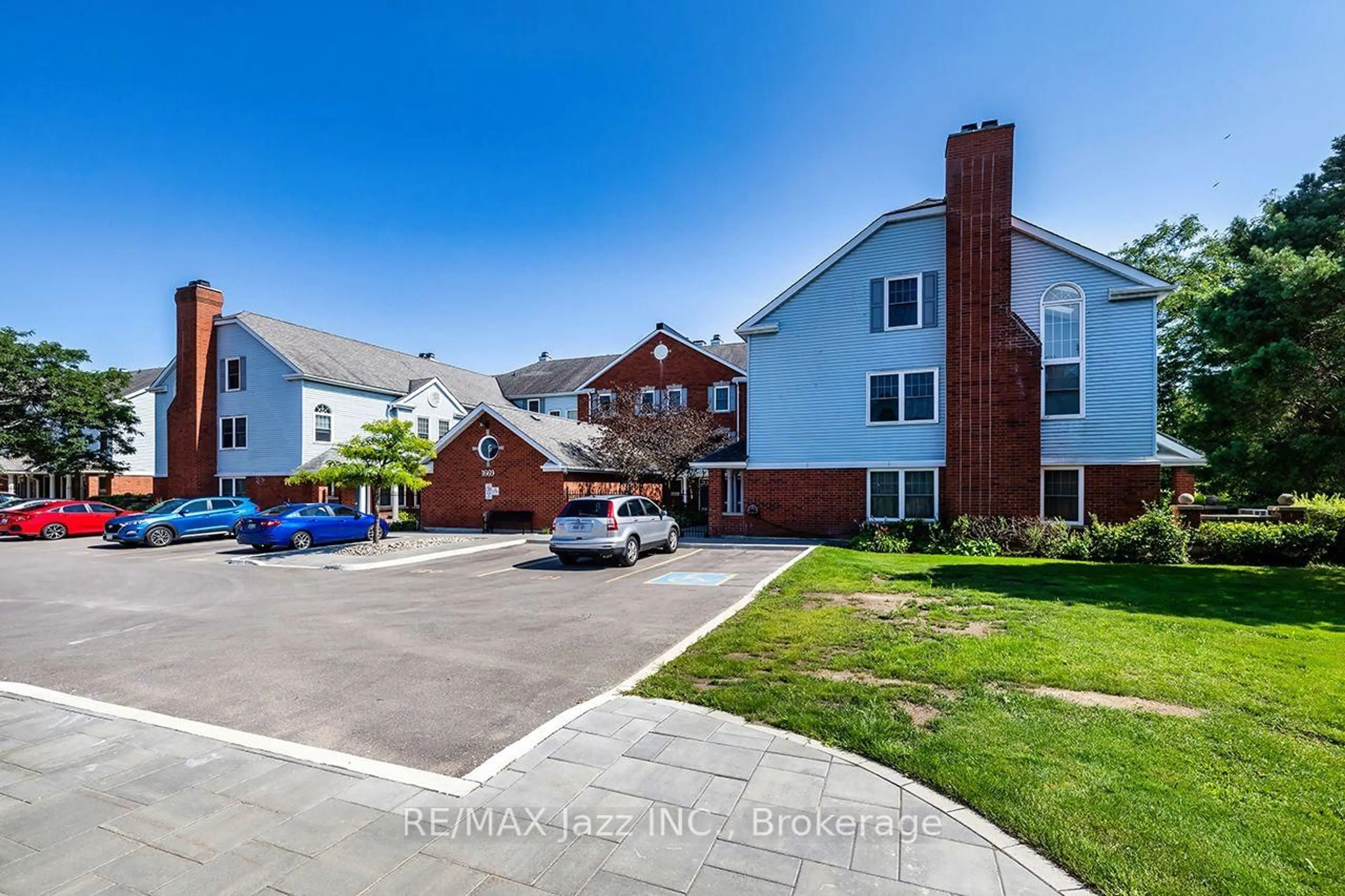 A pic from outside/outdoor area/front of a property/back of a property/a pic from drone, street for 1669 Nash Rd #G4, Clarington Ontario L1E 1S8