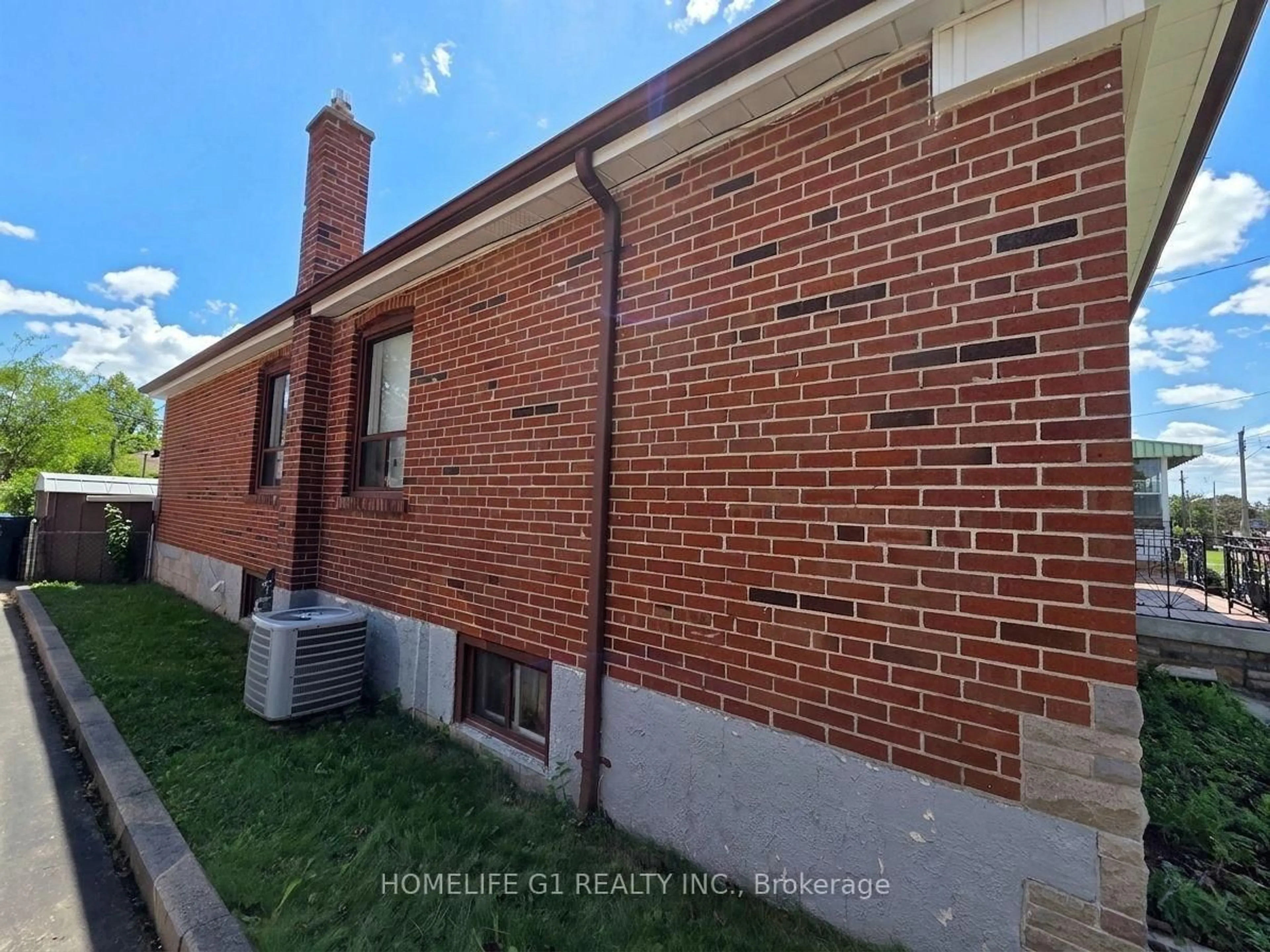 Home with brick exterior material, street for 49 Kilgreggan Cres, Toronto Ontario M1J 1S4