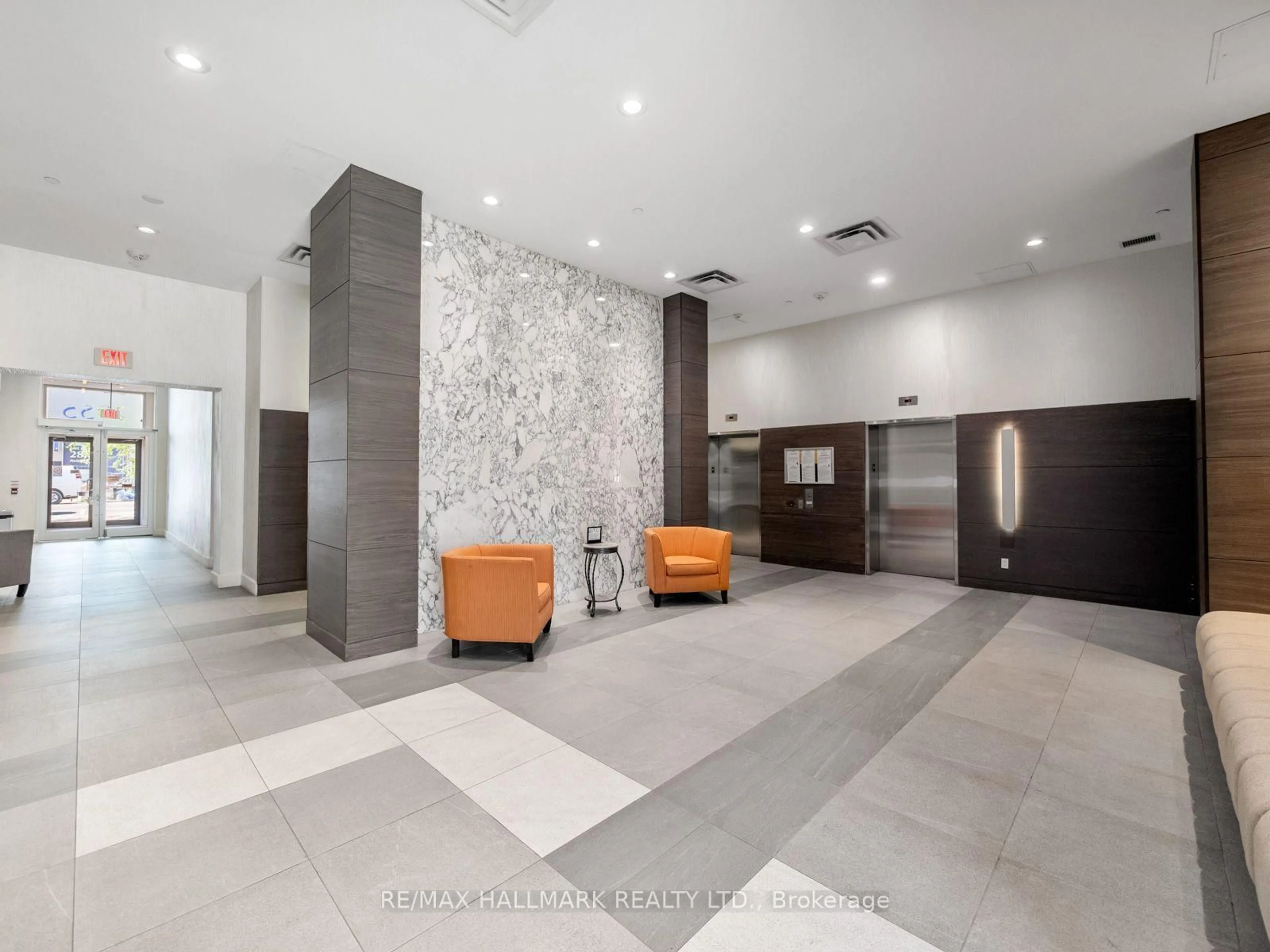 Lobby for 2055 Danforth Ave #414, Toronto Ontario M4C 1J8