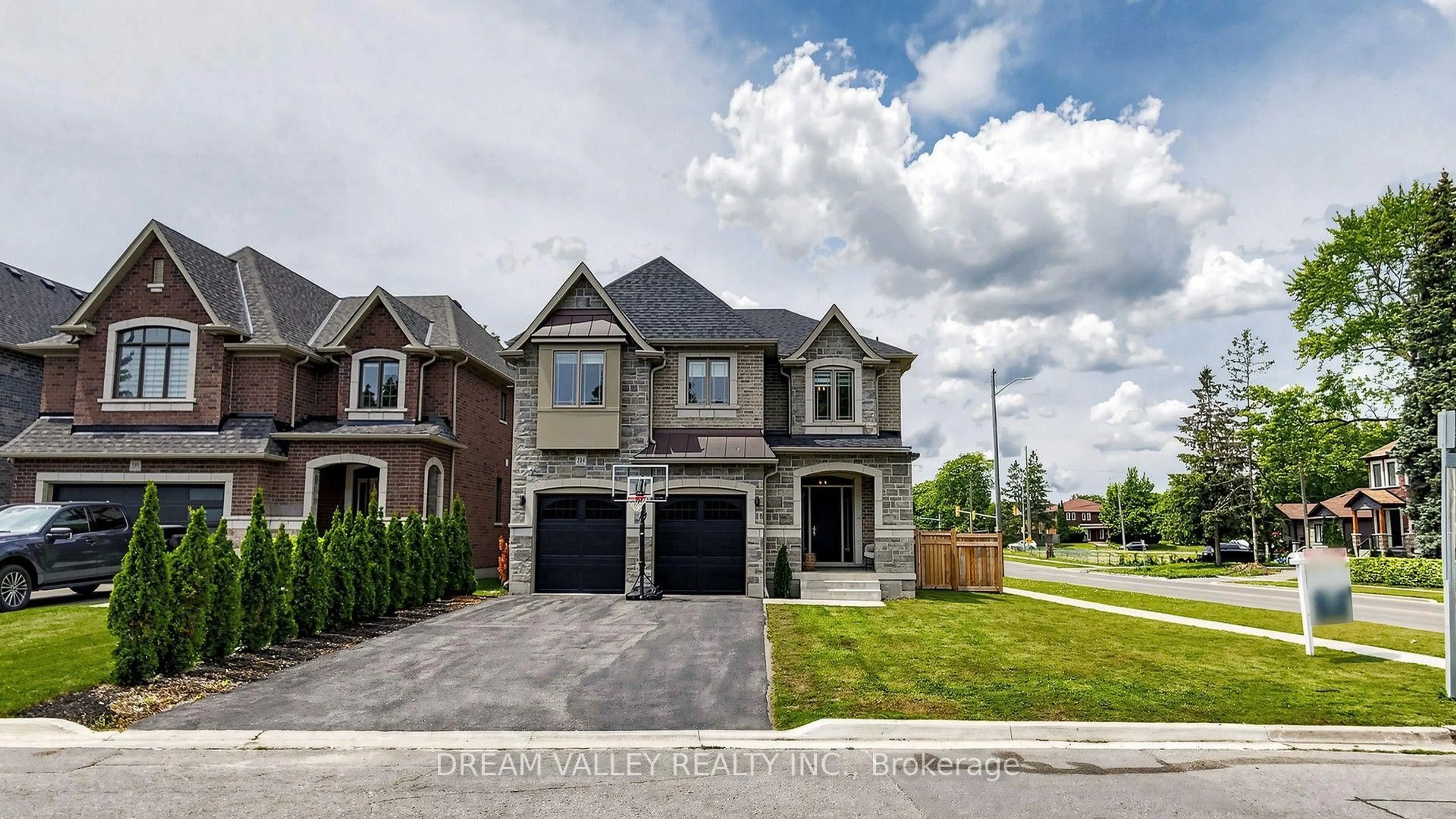 Home with brick exterior material, street for 224 Severn St St, Oshawa Ontario L1J 8H7