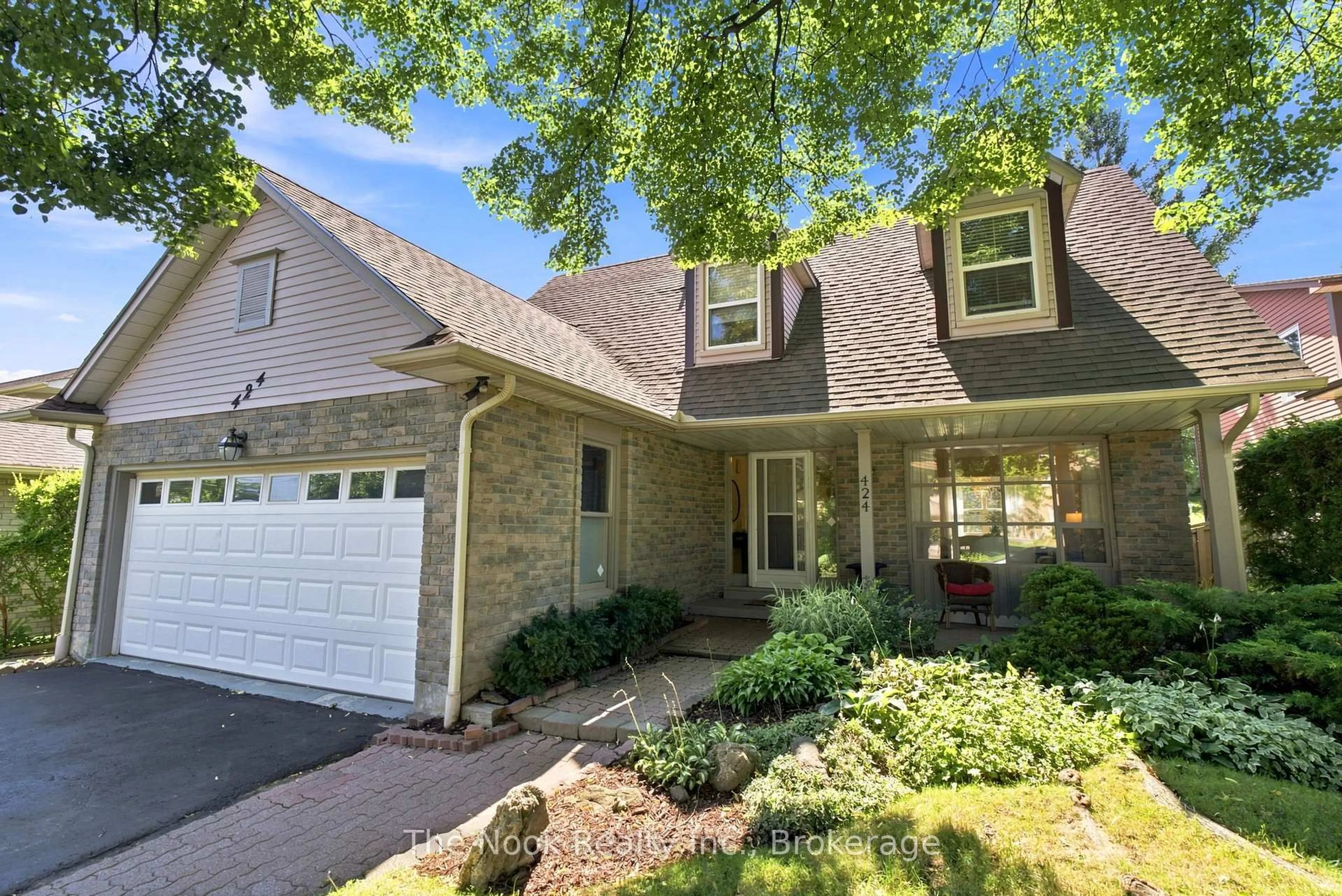 Unknown for 424 Prince Of Wales Dr, Whitby Ontario L1N 6M9