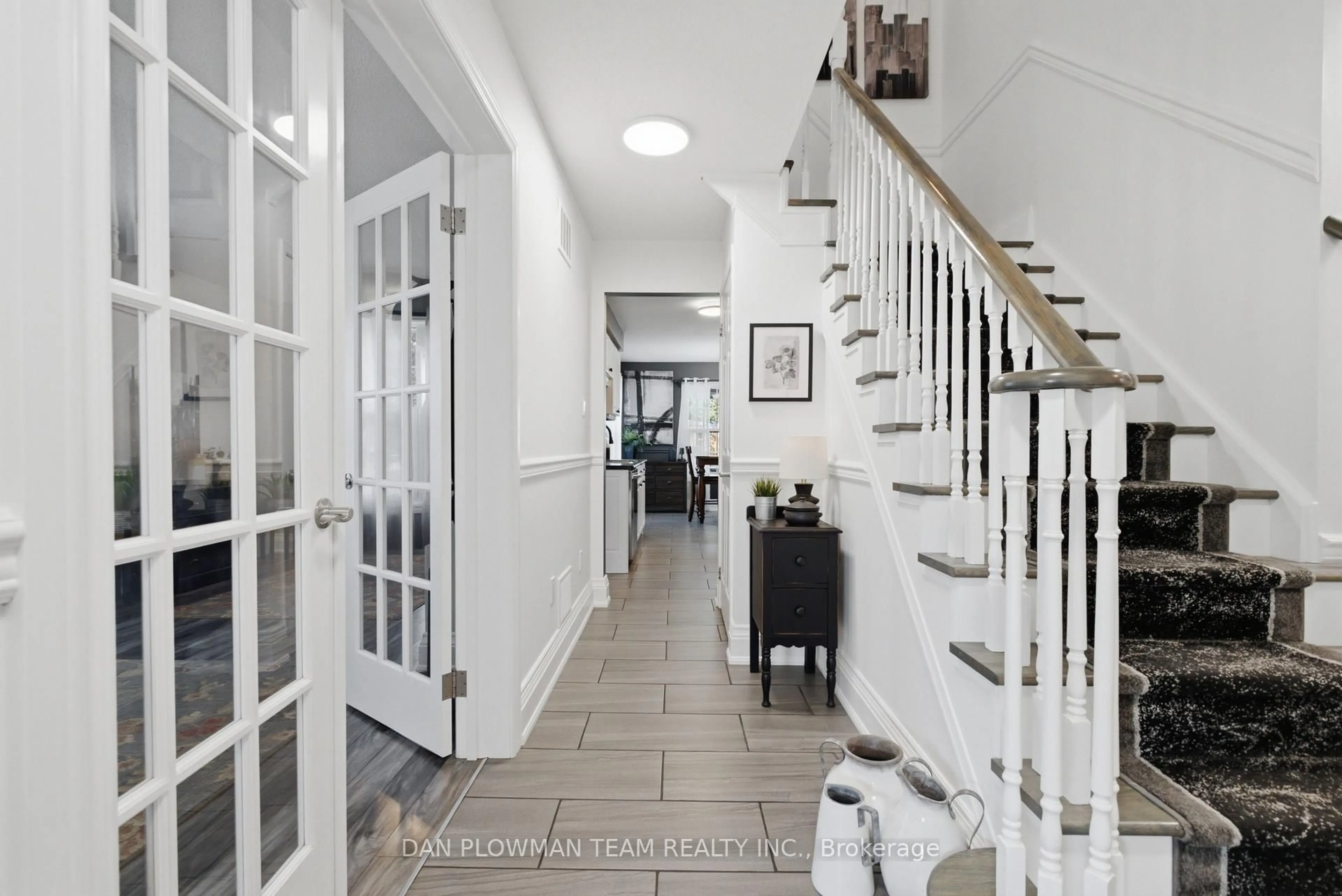 Indoor entryway for 1 Murkar Cres, Whitby Ontario L1N 8Y4