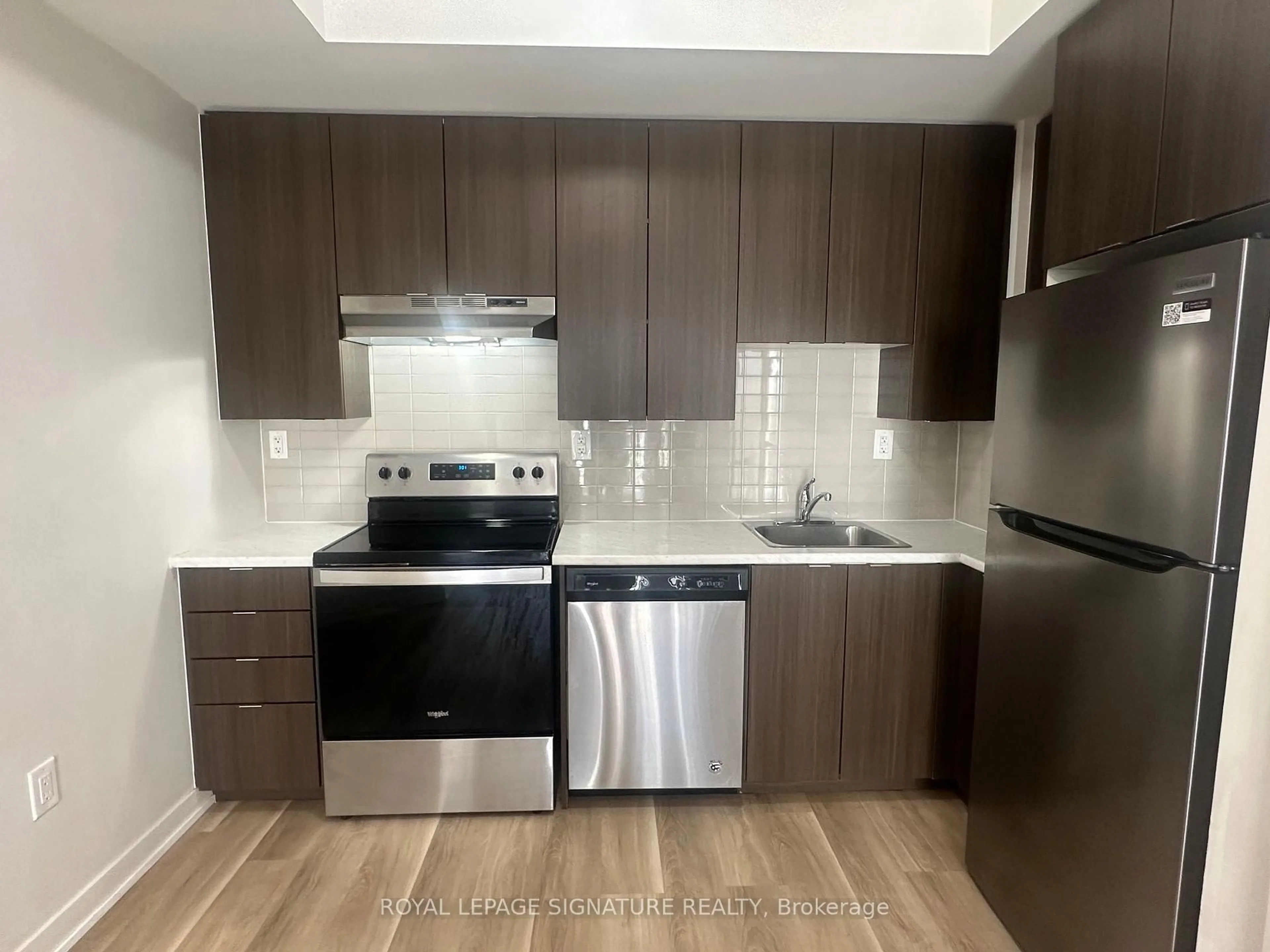 Standard kitchen, unknown for 60 Orchid Place Dr #11, Toronto Ontario M1B 0C4