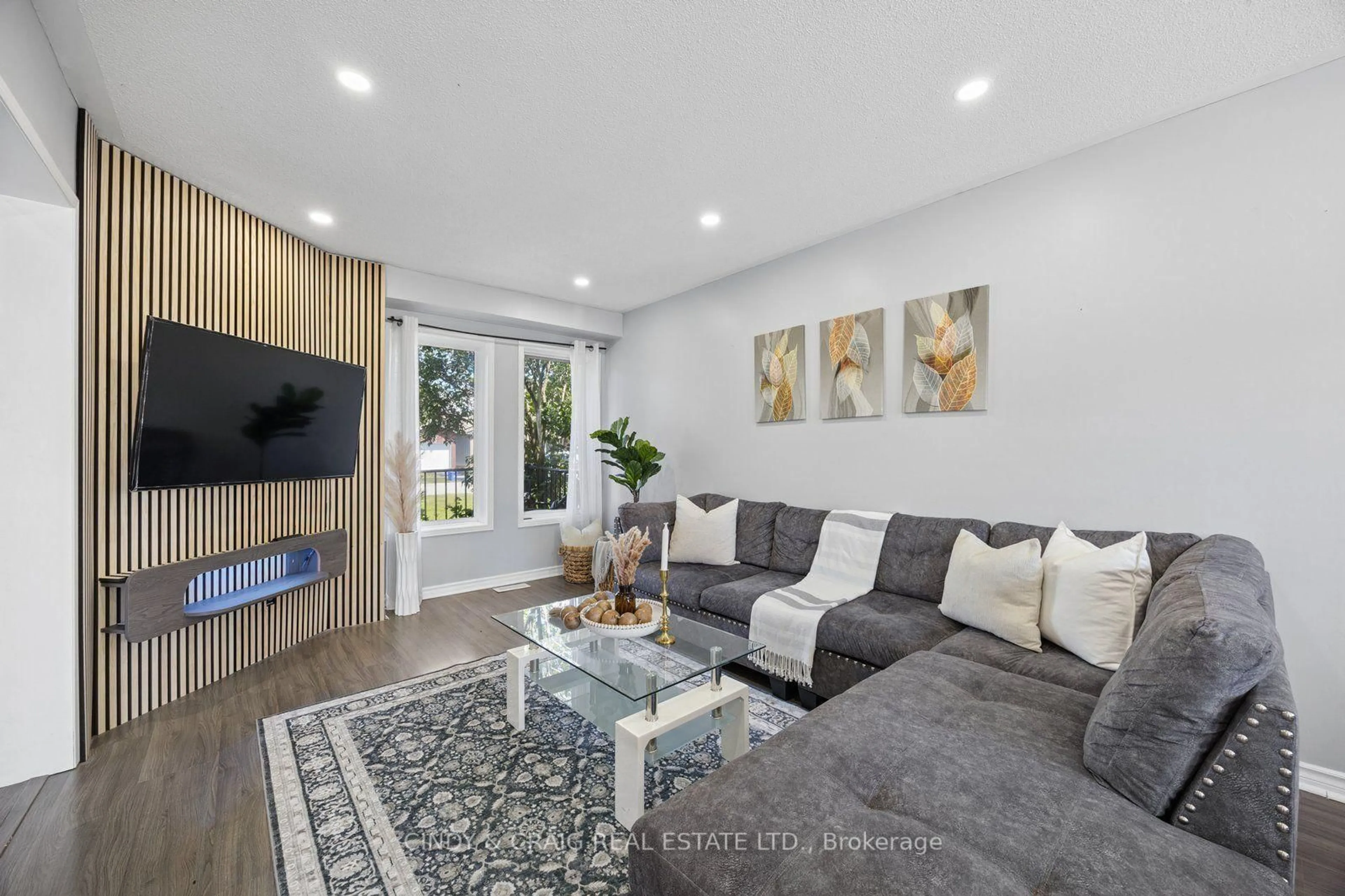 Living room with furniture, unknown for 25 John Walter Cres, Clarington Ontario L1E 2W6