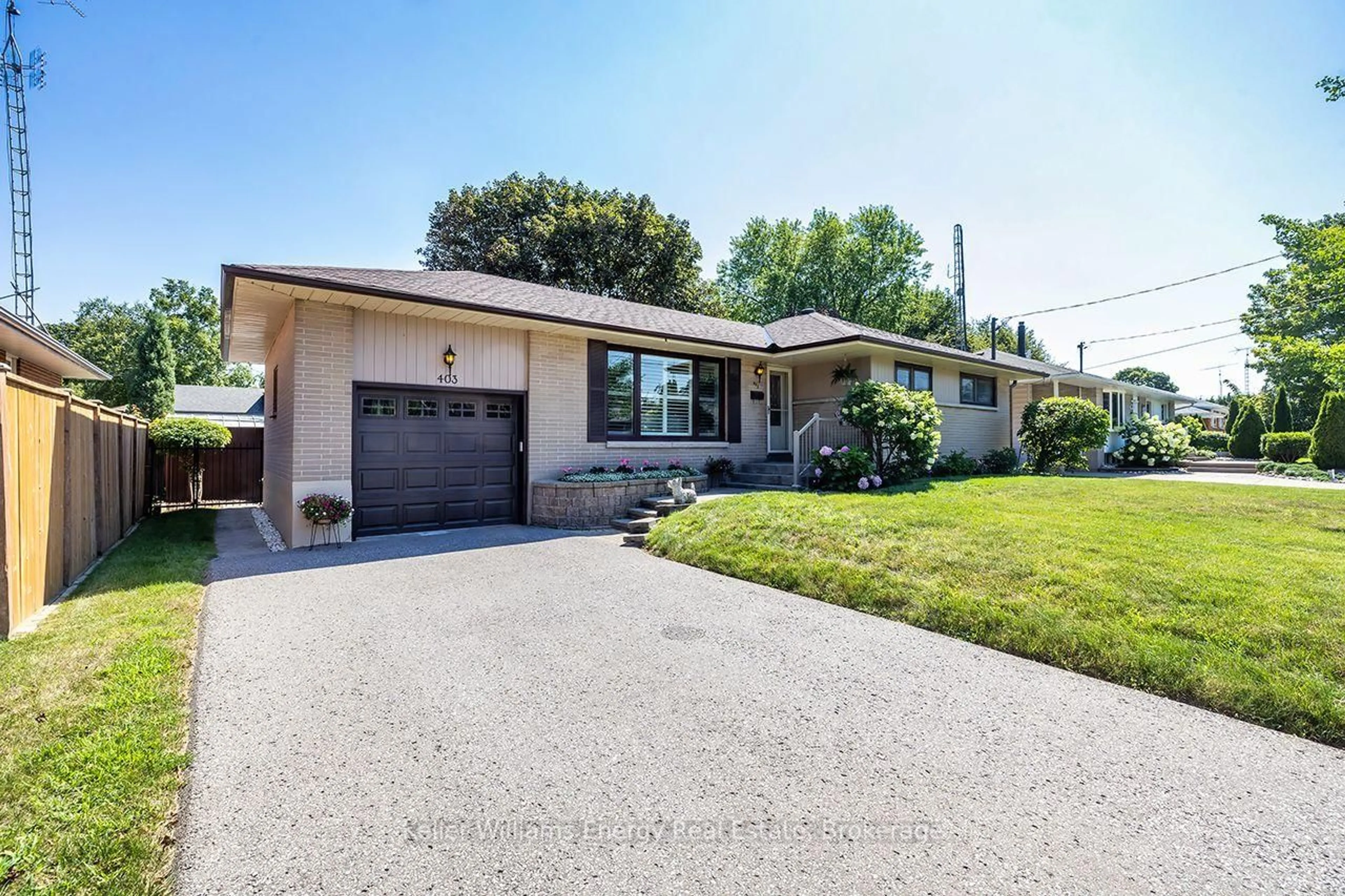 Home with brick exterior material, street for 403 Rossmount Ave, Oshawa Ontario L1J 3K5