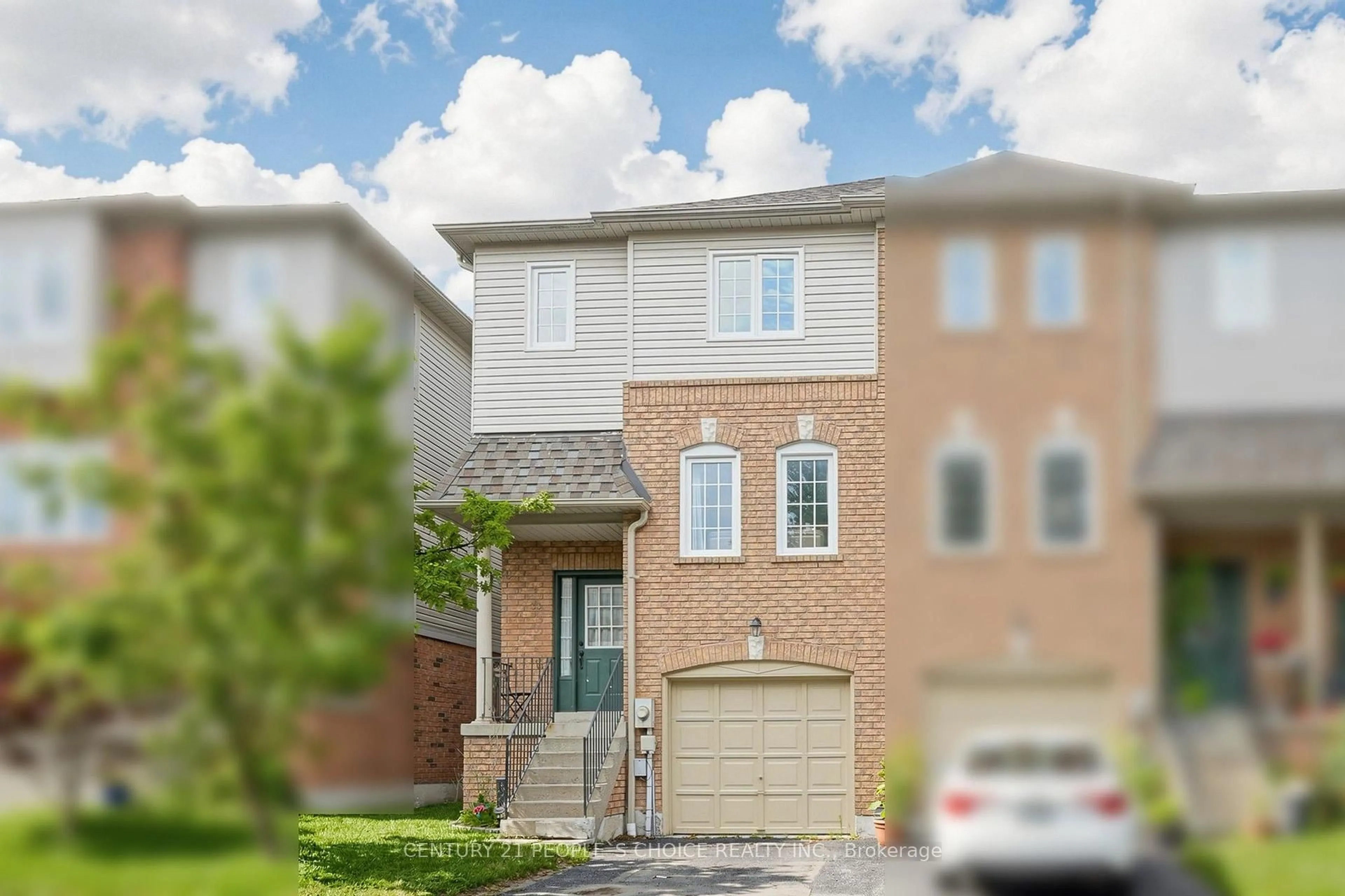 Home with brick exterior material, street for 33 Aspen Park Way #15, Whitby Ontario L1N 9M6