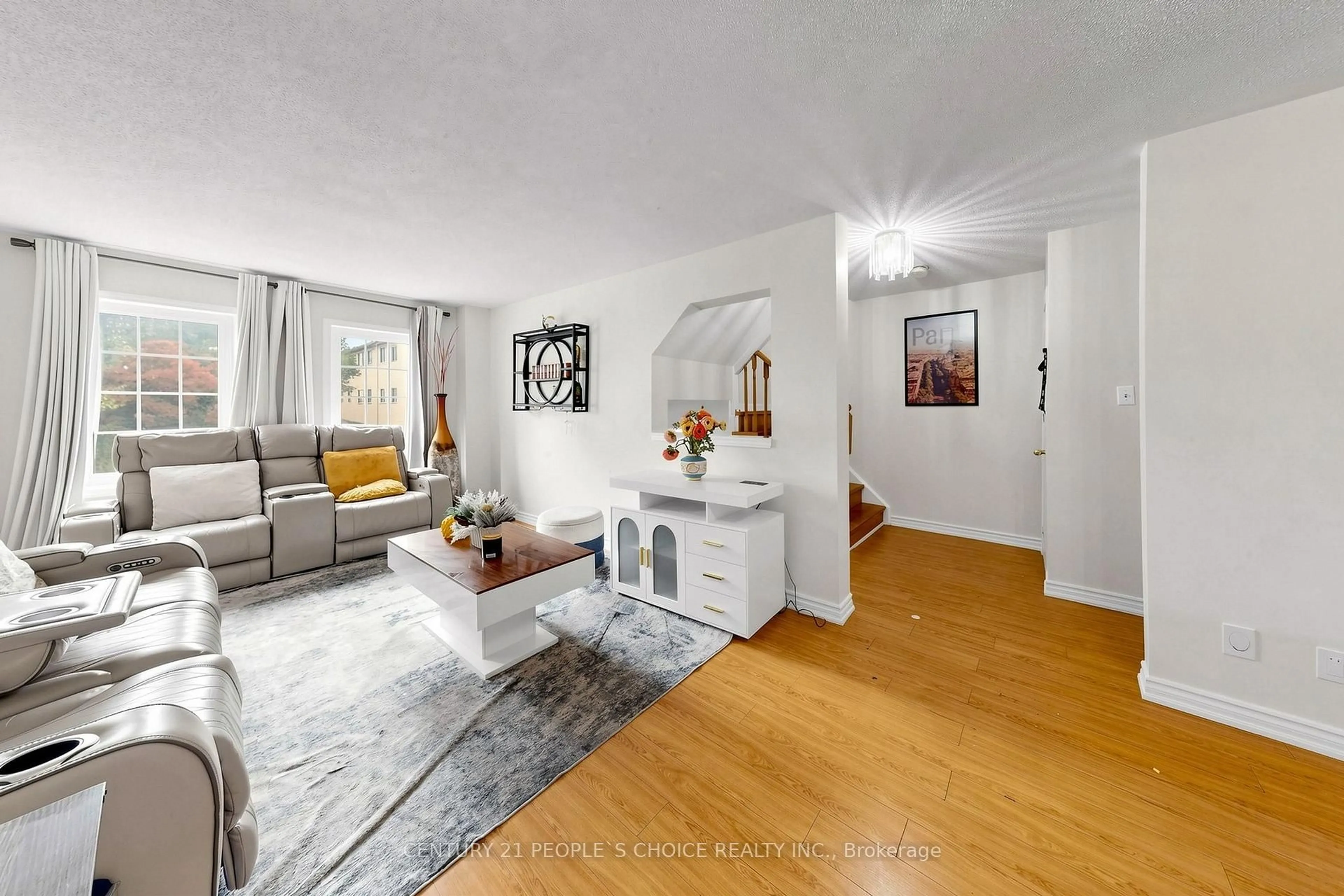 Living room with furniture, unknown for 33 Aspen Park Way #15, Whitby Ontario L1N 9M6