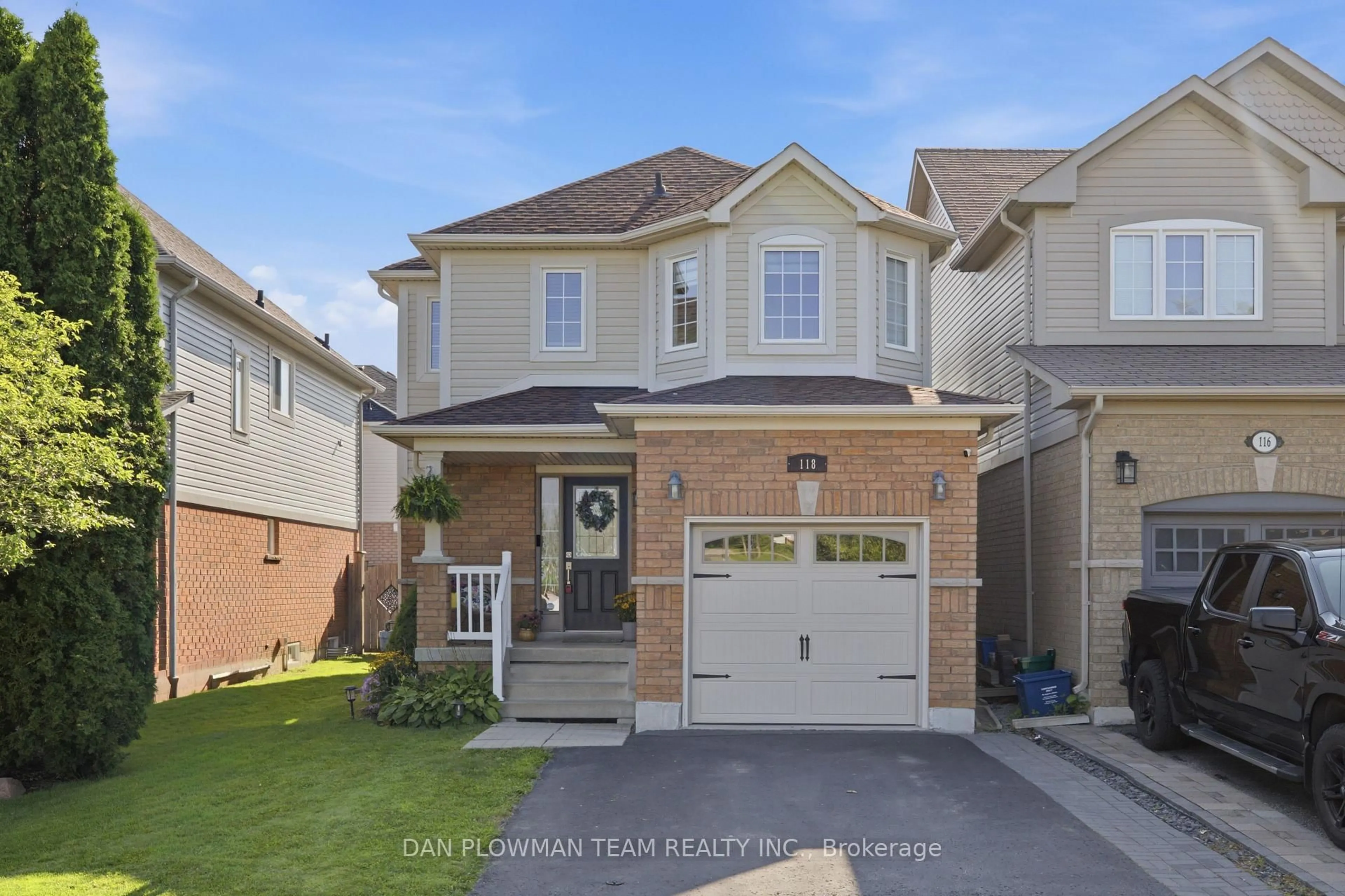Home with brick exterior material, street for 118 Swindells St, Clarington Ontario L1C 0C8