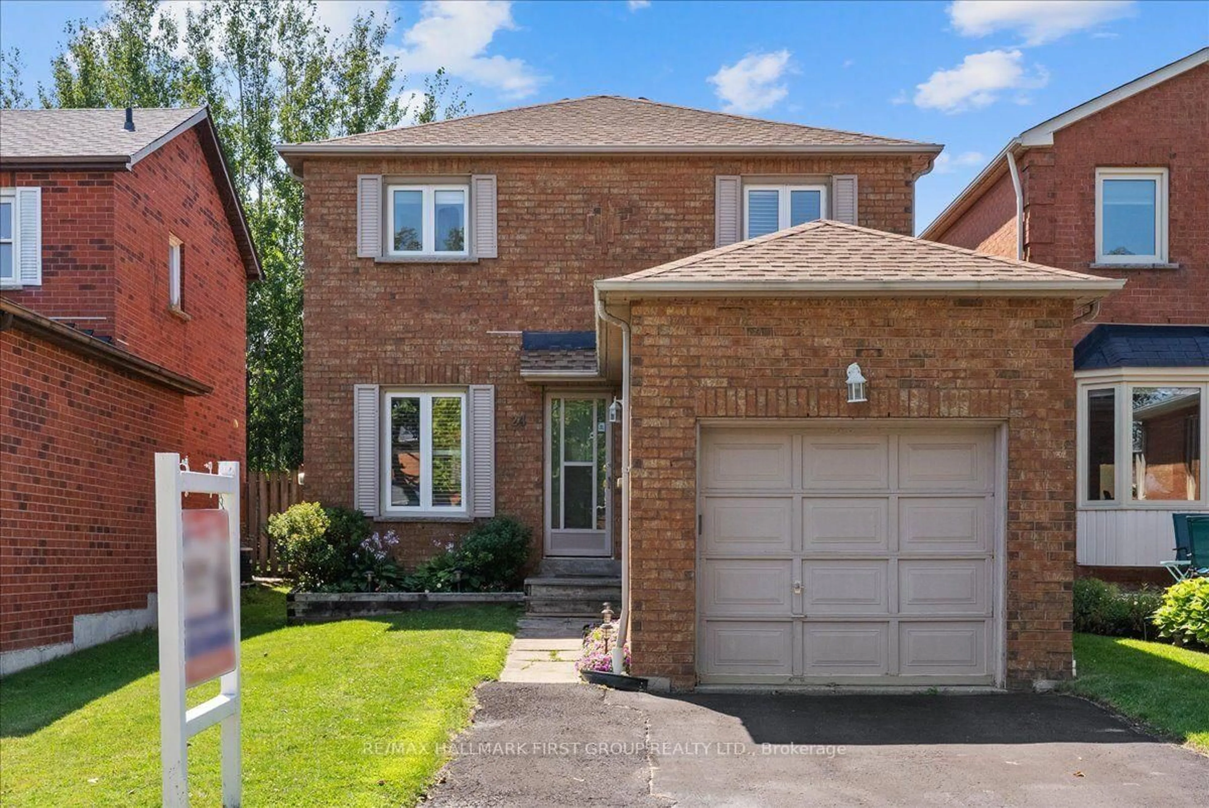 Home with brick exterior material, street for 24 Fernbank Pl, Whitby Ontario L1R 1S9