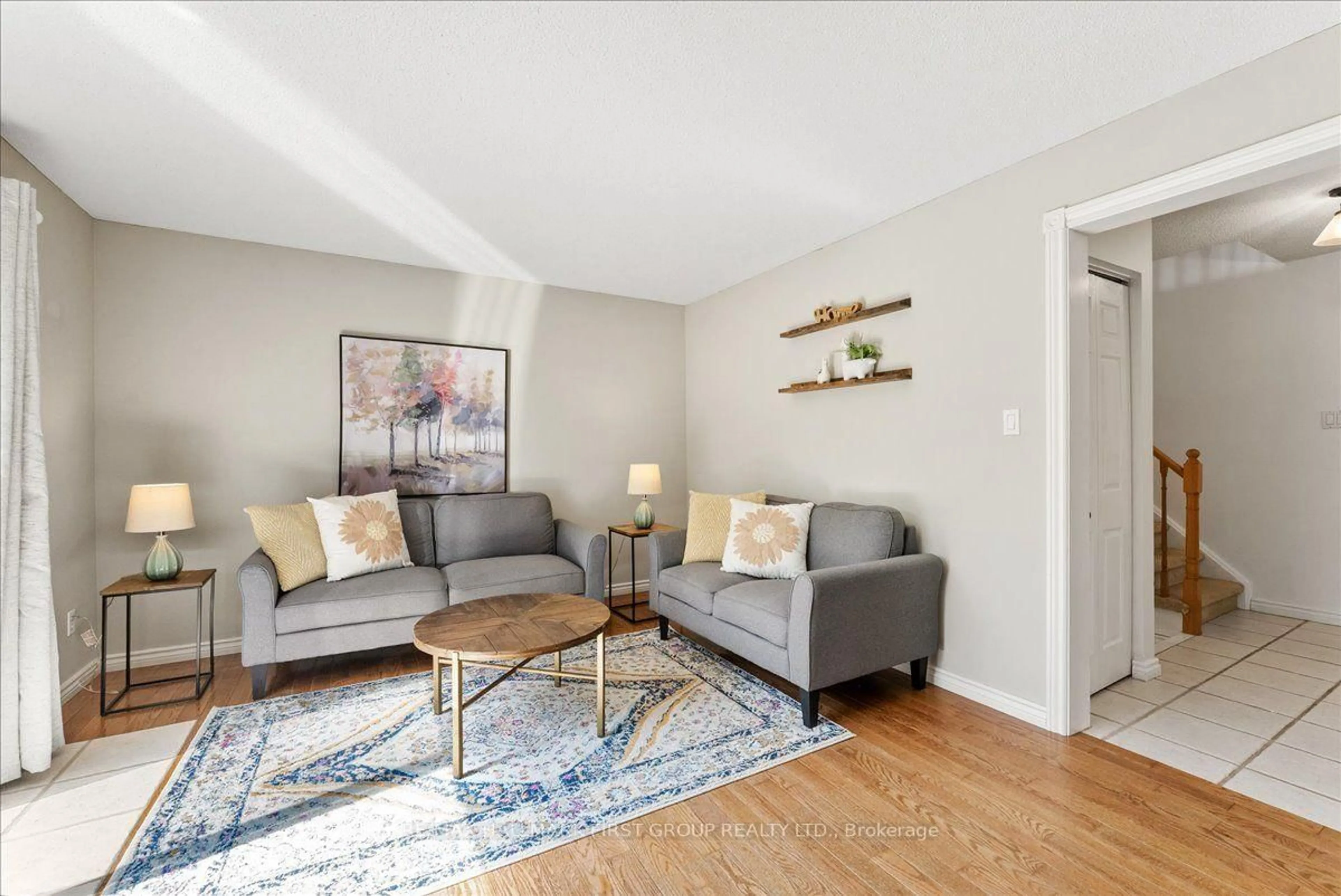 Living room with furniture, unknown for 24 Fernbank Pl, Whitby Ontario L1R 1S9