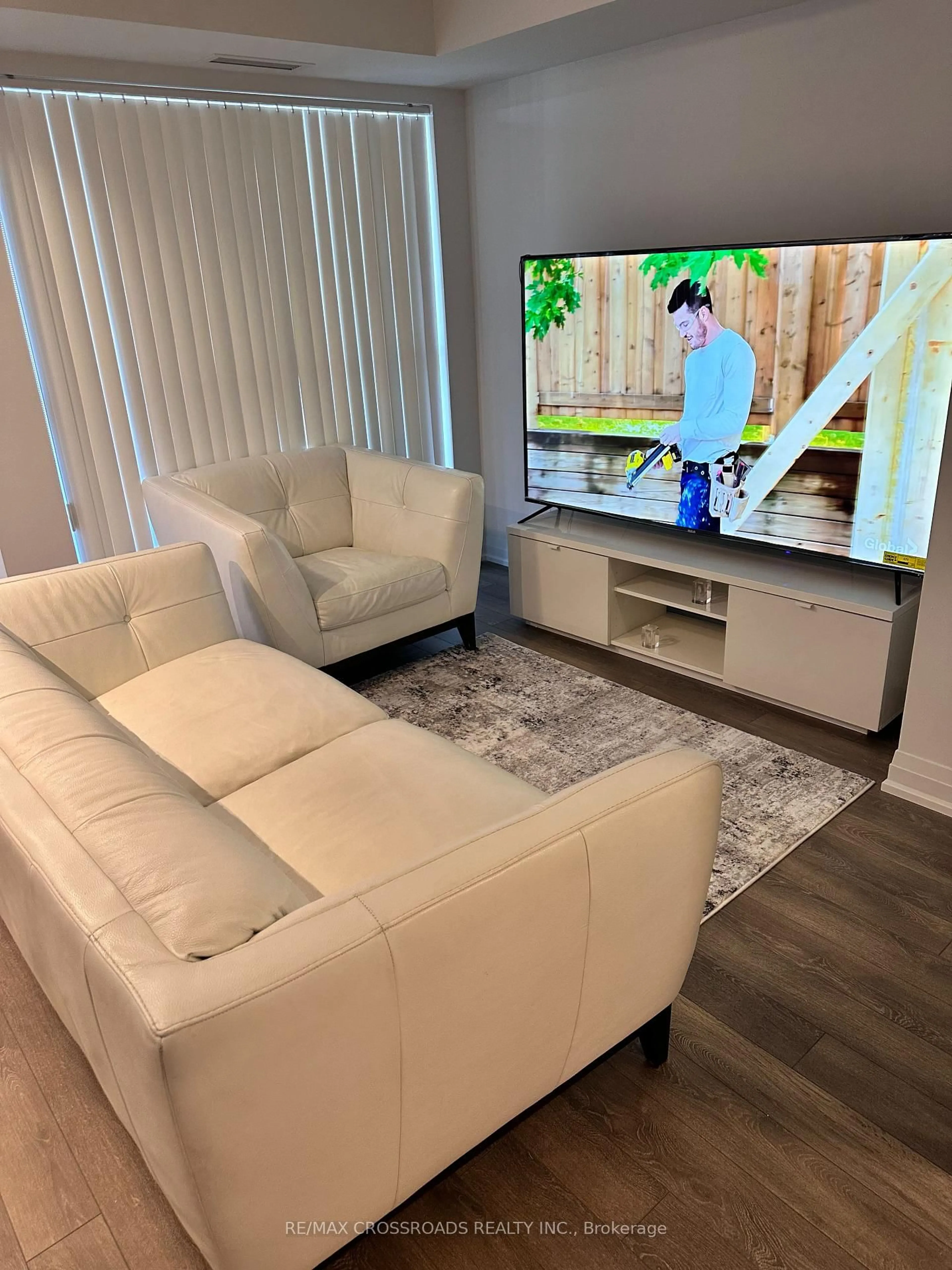 Home theater for 20 Meadowglen Pl #633, Toronto Ontario M1G 0A9