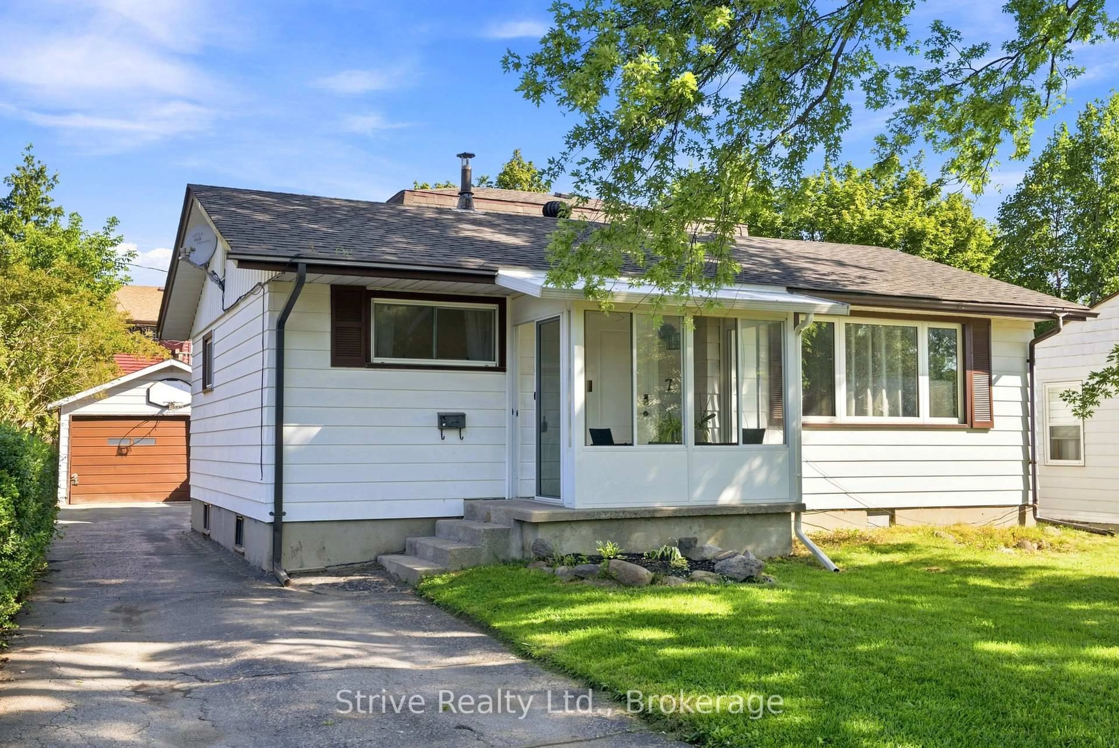 Home with vinyl exterior material, street for 7 Admiral Rd, Ajax Ontario L1S 2N8