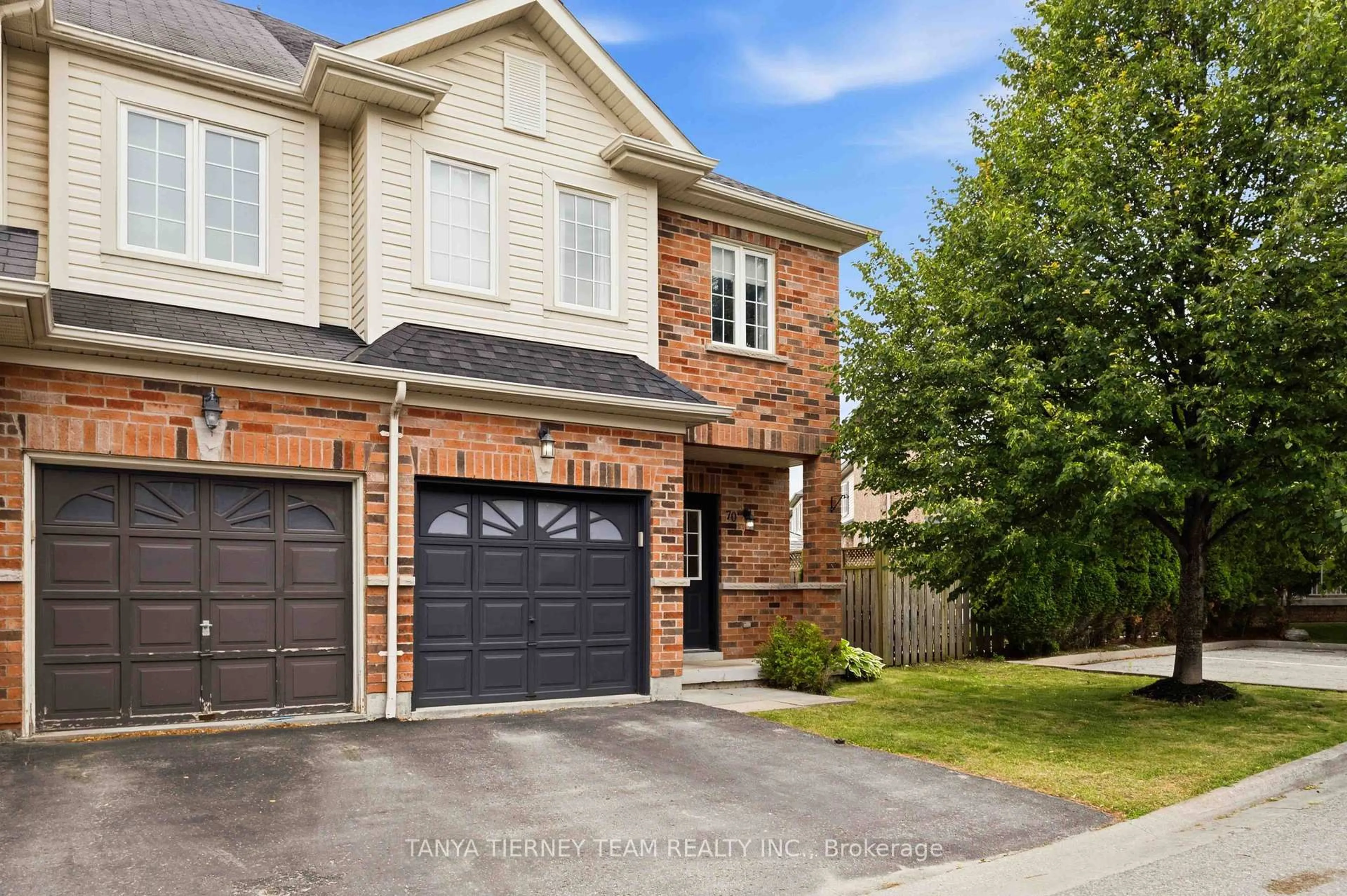 Home with brick exterior material, street for 70 Tempo Way, Whitby Ontario L1M 1B7