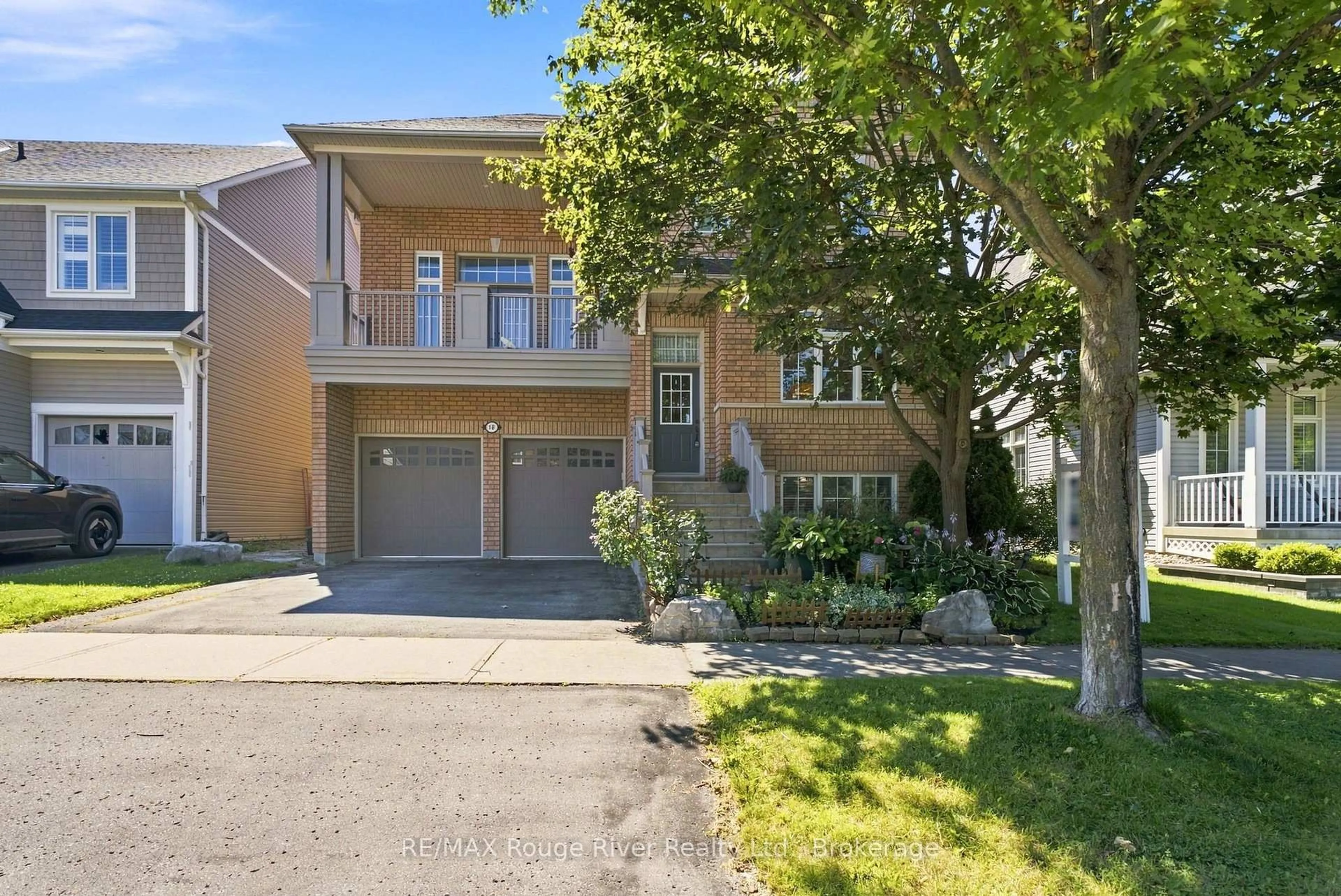 Unknown for 18 Rainbow Cres, Whitby Ontario L1M 2N6