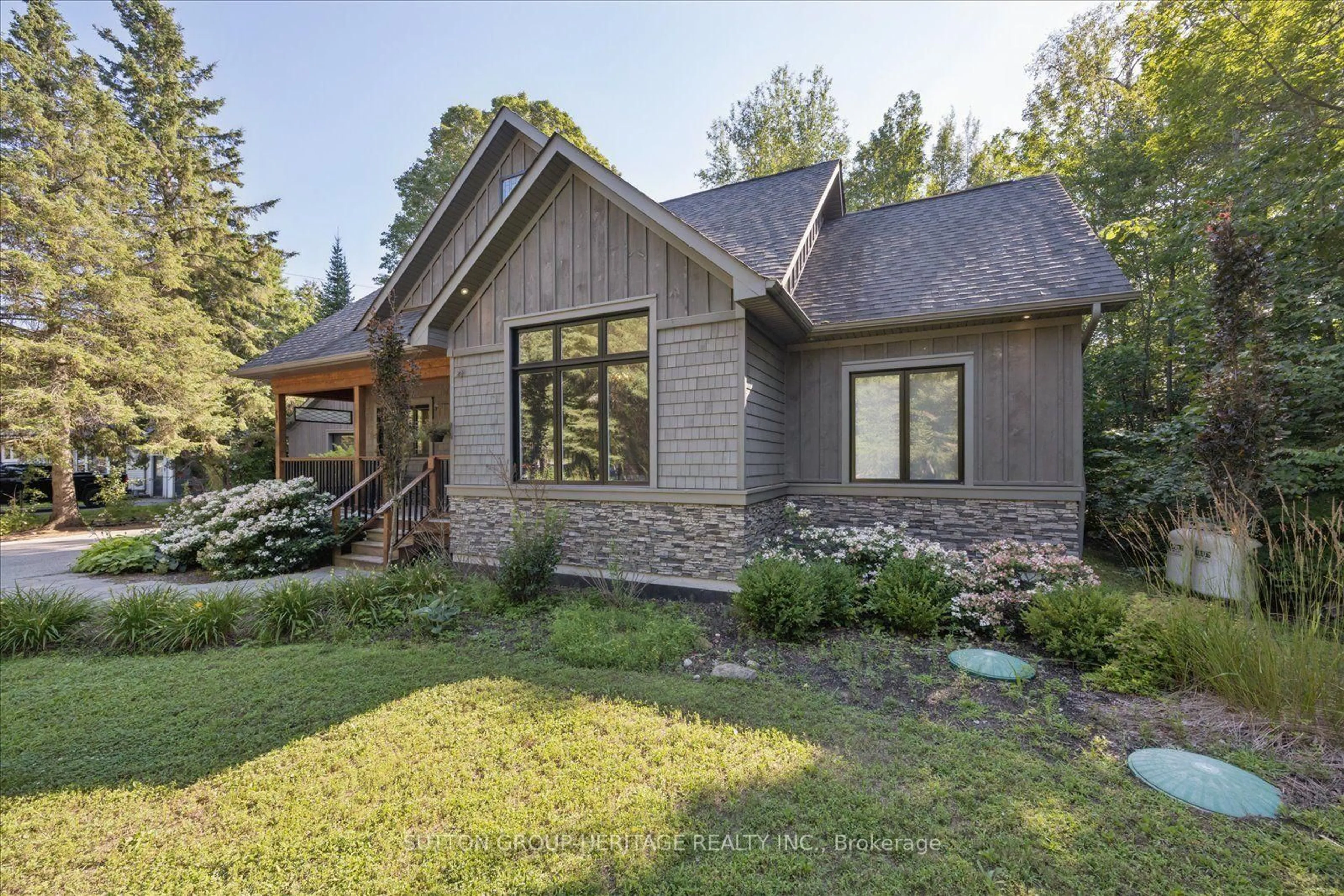 Home with brick exterior material, unknown for 88 Tannenweg, Scugog Ontario L0B 1B0
