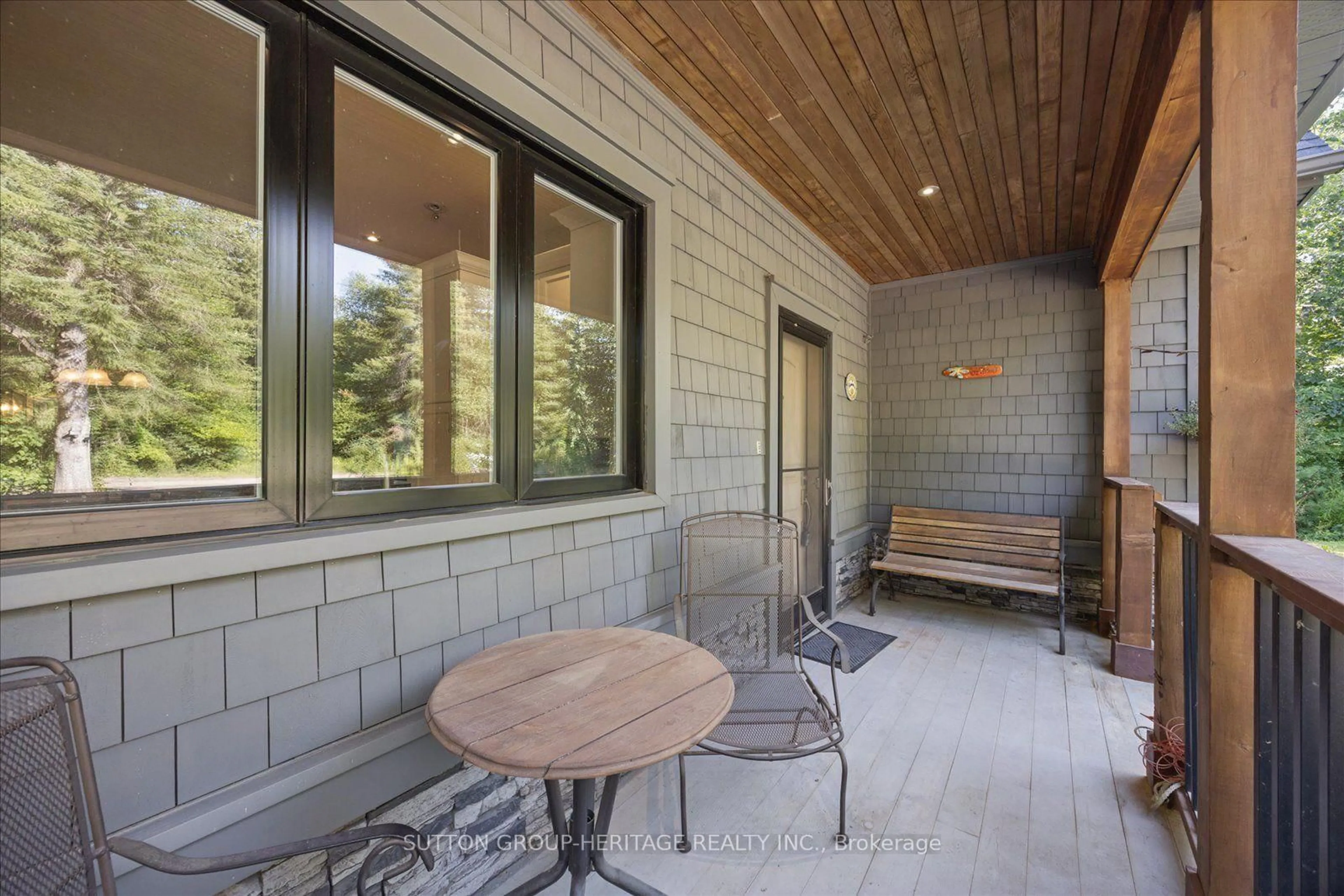 Patio, unknown for 88 Tannenweg, Scugog Ontario L0B 1B0