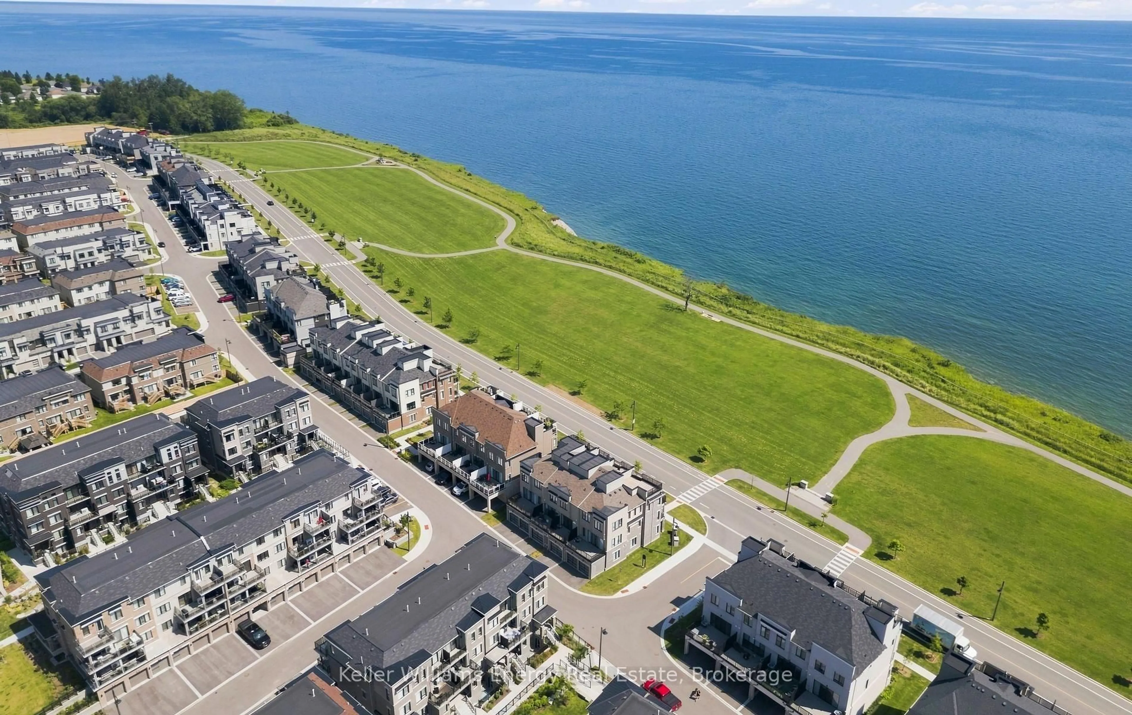A pic from outside/outdoor area/front of a property/back of a property/a pic from drone, water/lake/river/ocean view for 18C Lookout Dr, Clarington Ontario L1C 7G1