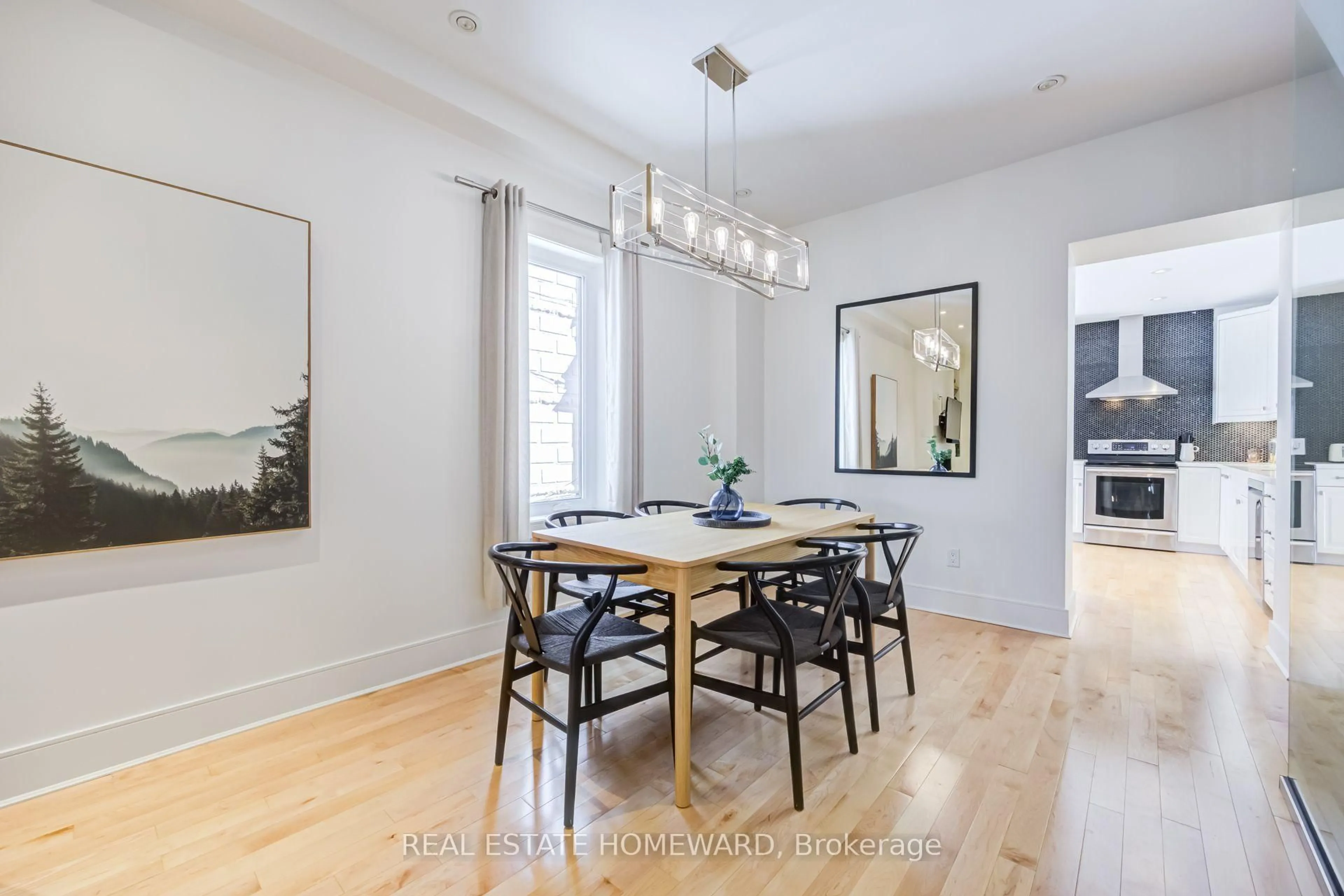 Dining room, unknown for 43 Amroth Ave, Toronto Ontario M4C 4H3