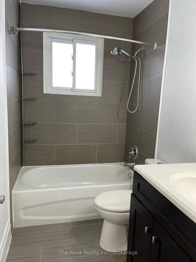 1321 Cedar St, Oshawa 4