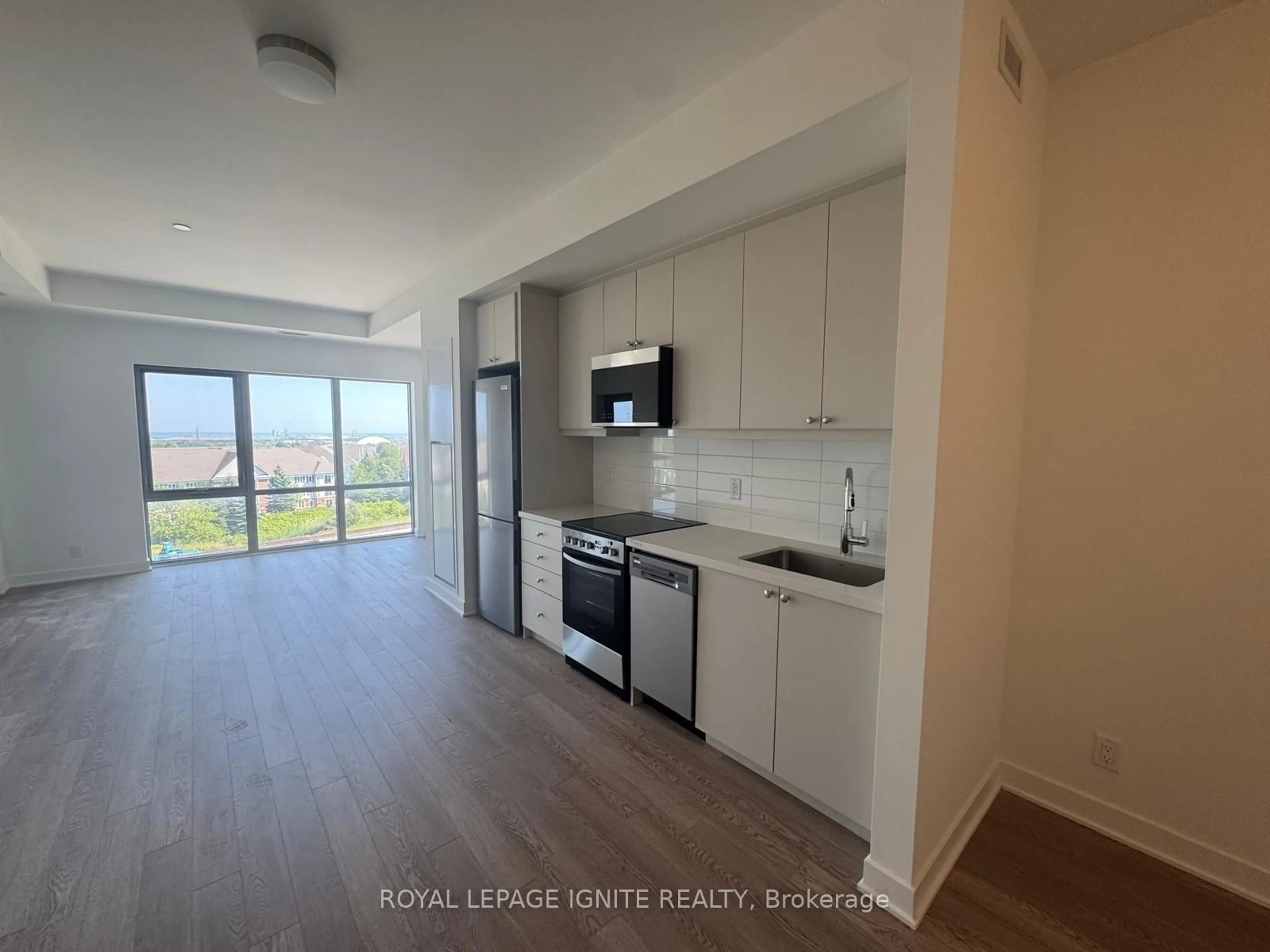 Unknown for 51 Clarington Blvd #627, Clarington Ontario L1C 7J8