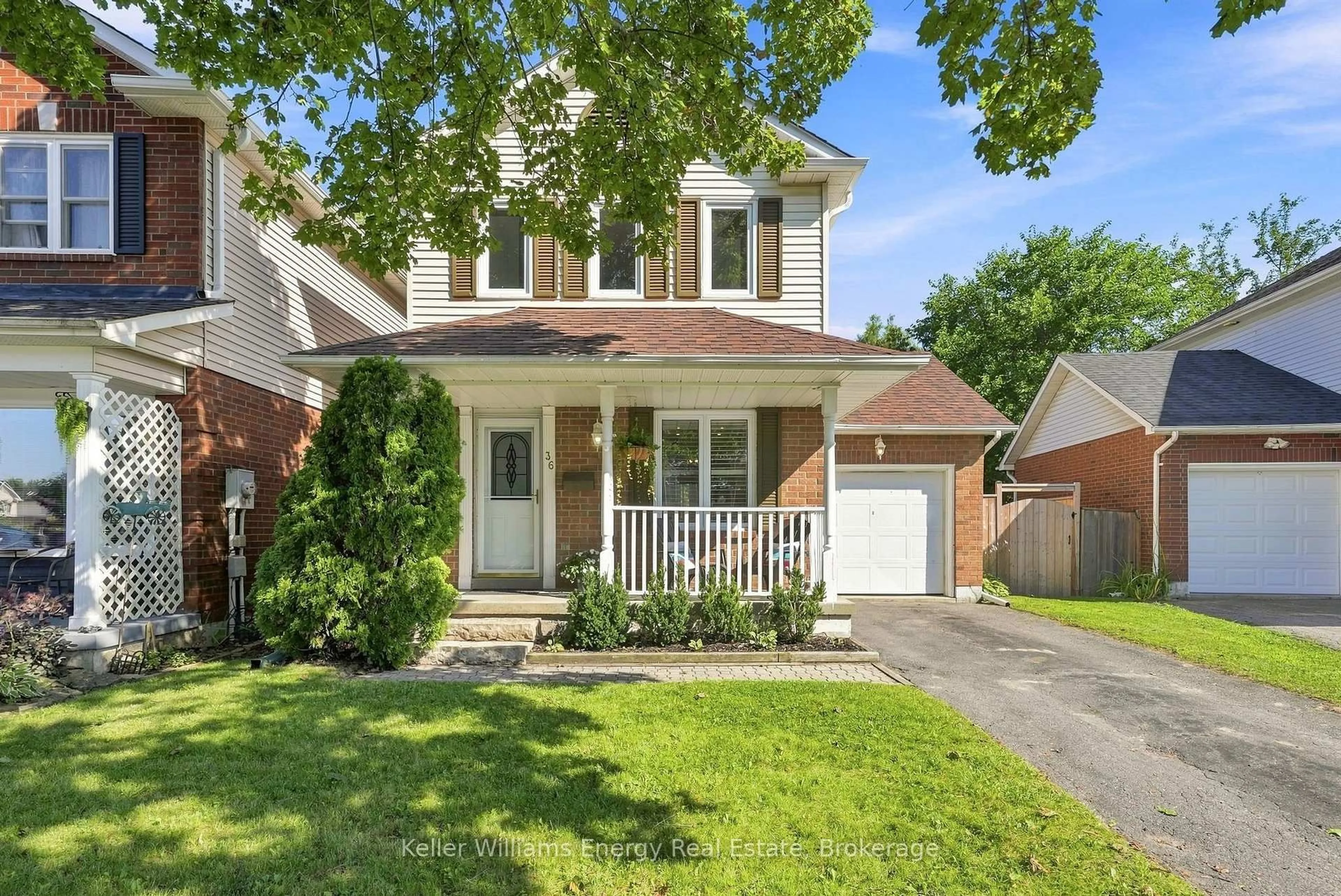 Home with brick exterior material, street for 36 Longwood Crt, Clarington Ontario L1E 1R7