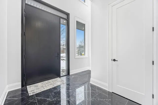 711 Hillview Cres, Pickering 2