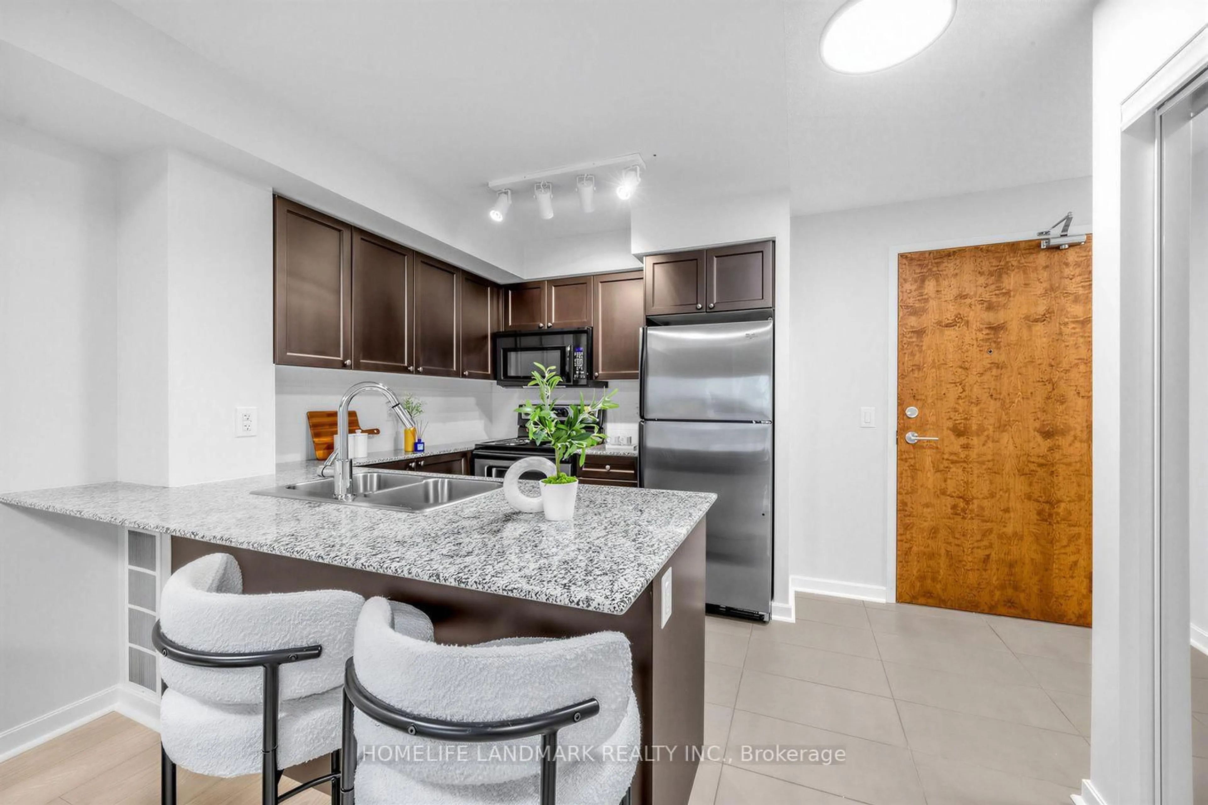 Open concept kitchen, ceramic/tile floor for 1235 Bayly St #807, Pickering Ontario L1W 1L7