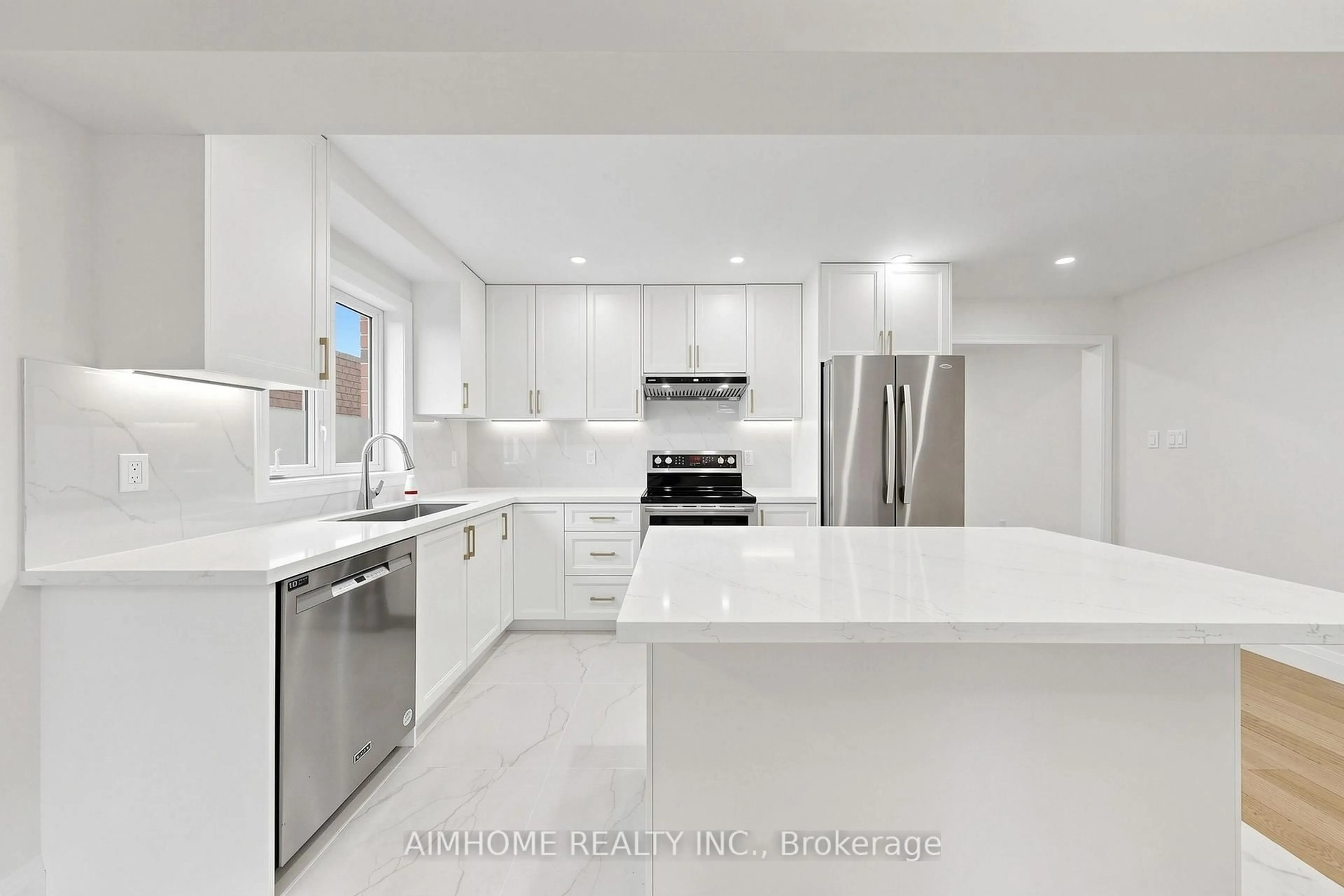 Contemporary kitchen, ceramic/tile floor for 106 Highhill Dr, Toronto Ontario M1T 1N7
