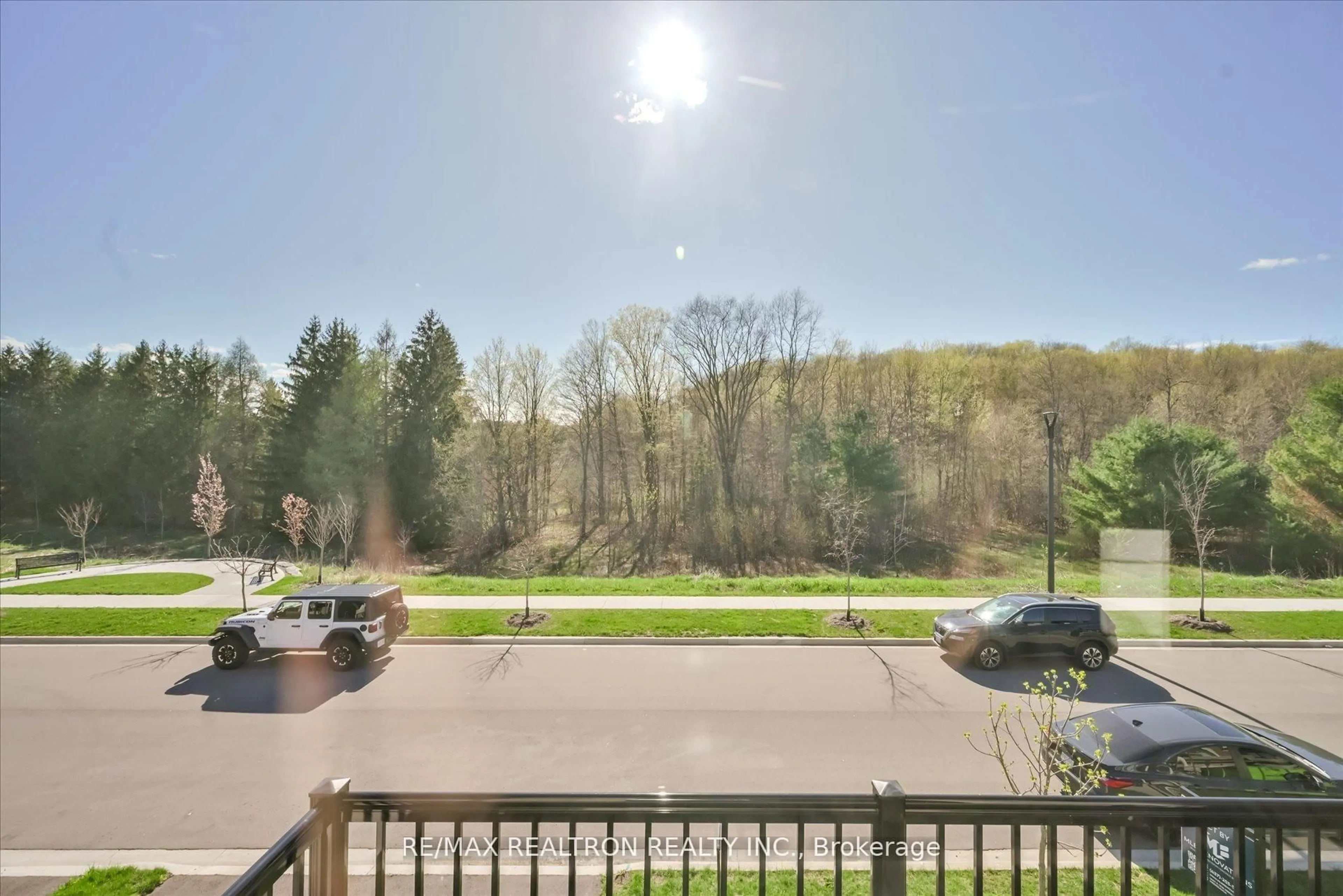 Patio, unknown for 2858 Foxden Sq, Pickering Ontario L1X 0N9