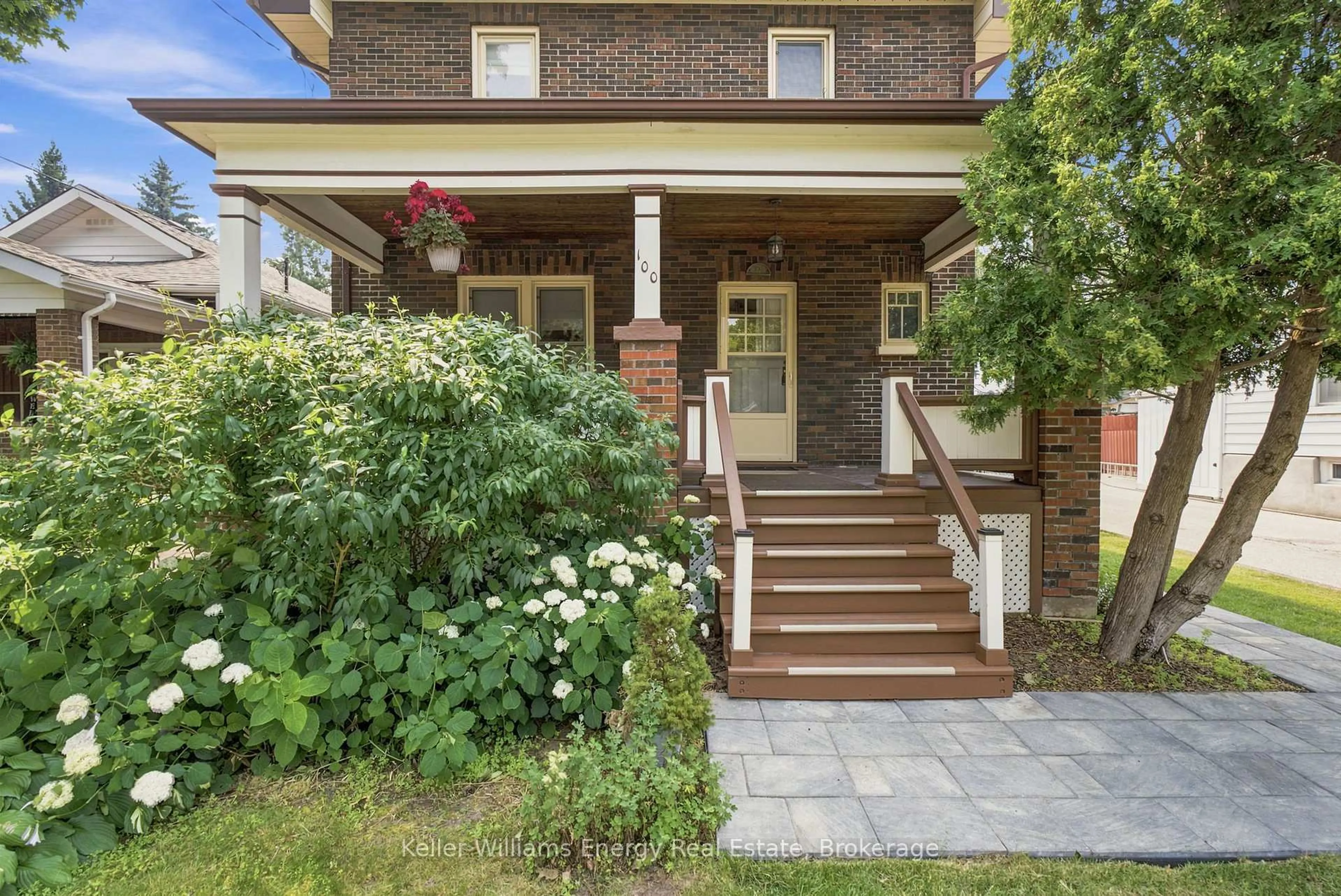 Home with brick exterior material, street for 100 Burk St, Oshawa Ontario L1J 4B9