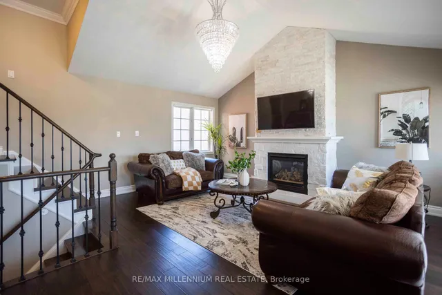 84 Bowles Dr, Ajax 2