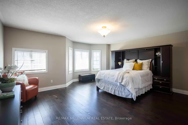 84 Bowles Dr, Ajax 4