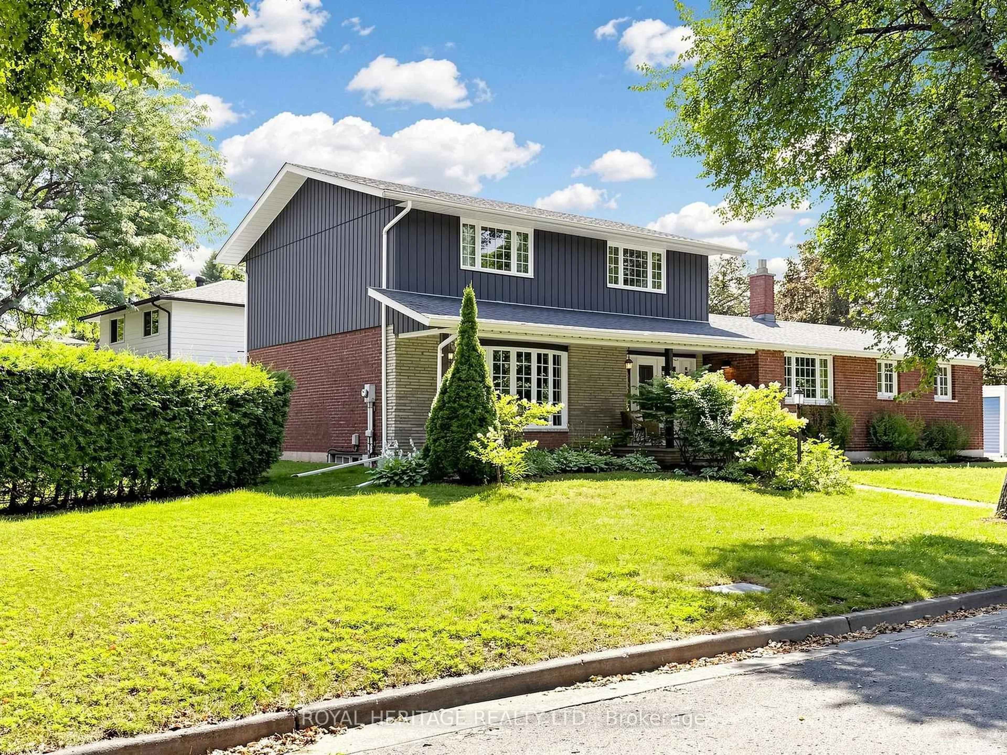 Home with brick exterior material, street for 1015 Lavender Crt, Oshawa Ontario L1G 3H2
