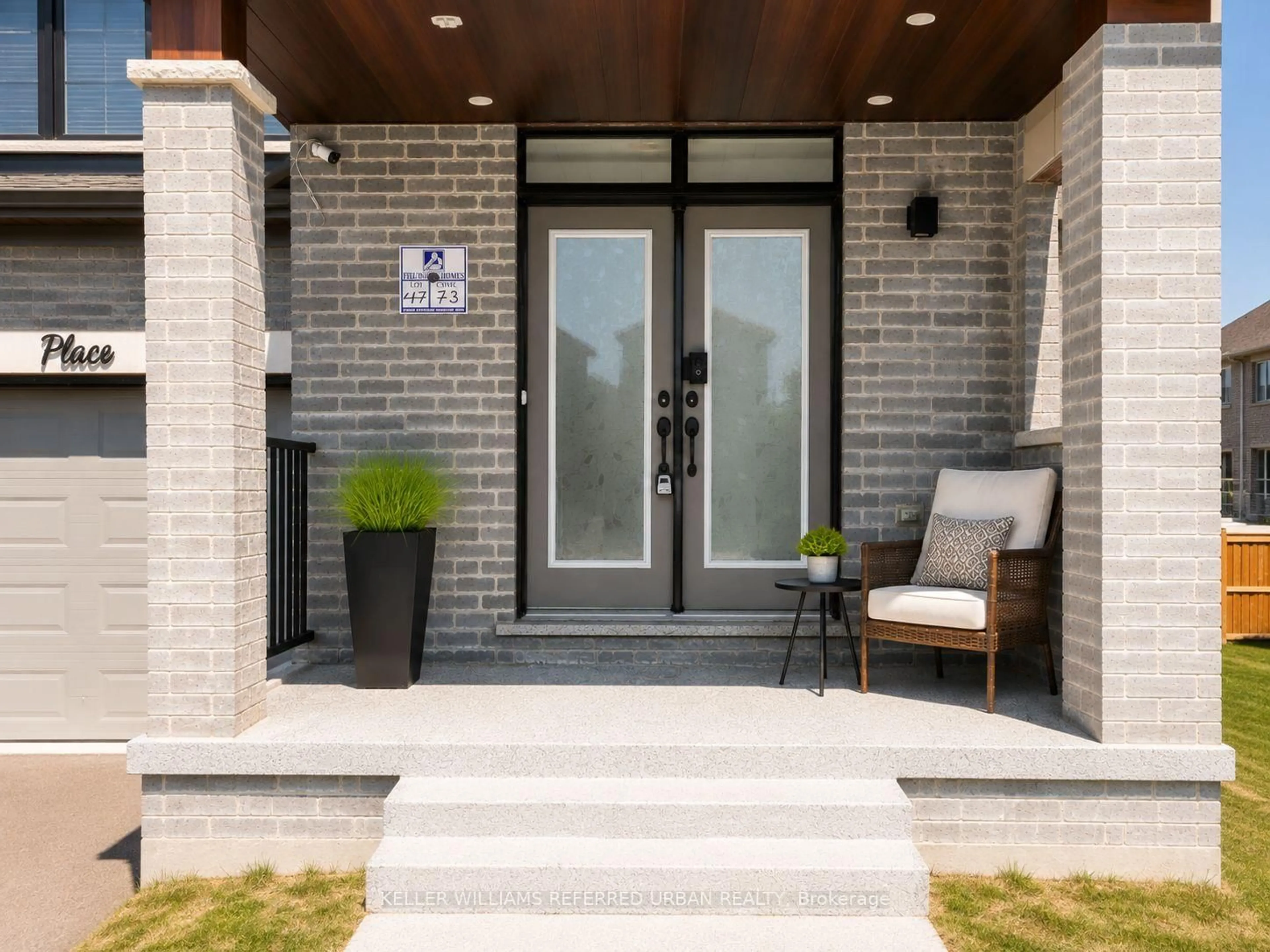 Indoor entryway for 73 Armilia Pl, Whitby Ontario L1P 0P7