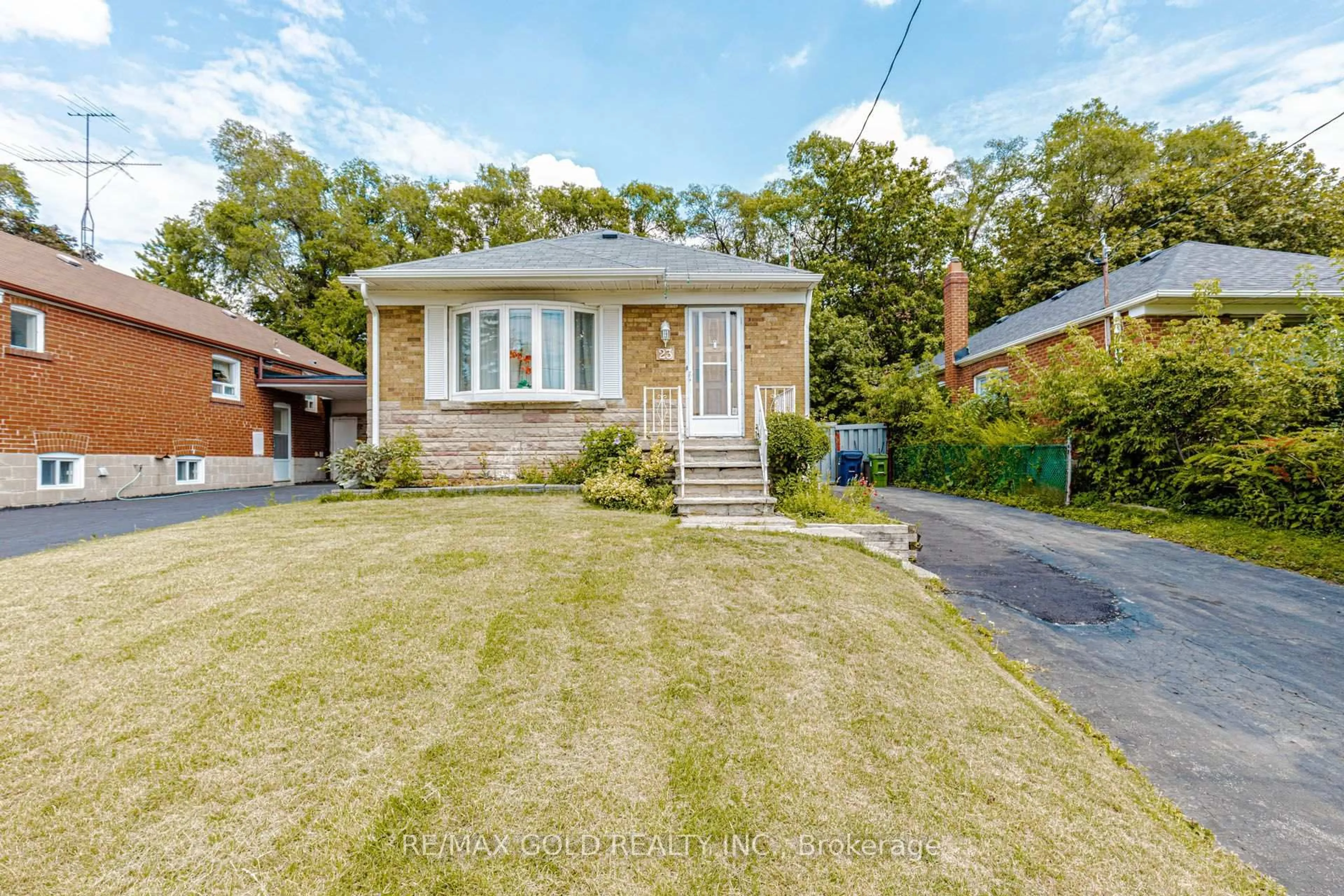 Unknown for 23 Rensburg Dr, Toronto Ontario M1K 3A2