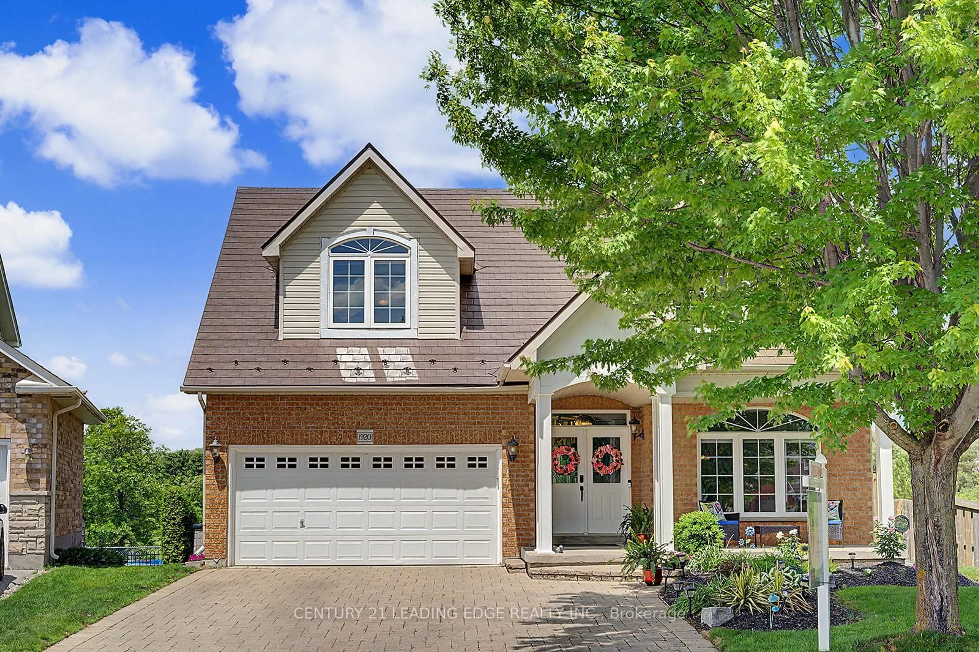 Home with brick exterior material, street for 1920 Clearwater Crt, Oshawa Ontario L1K 2Z6
