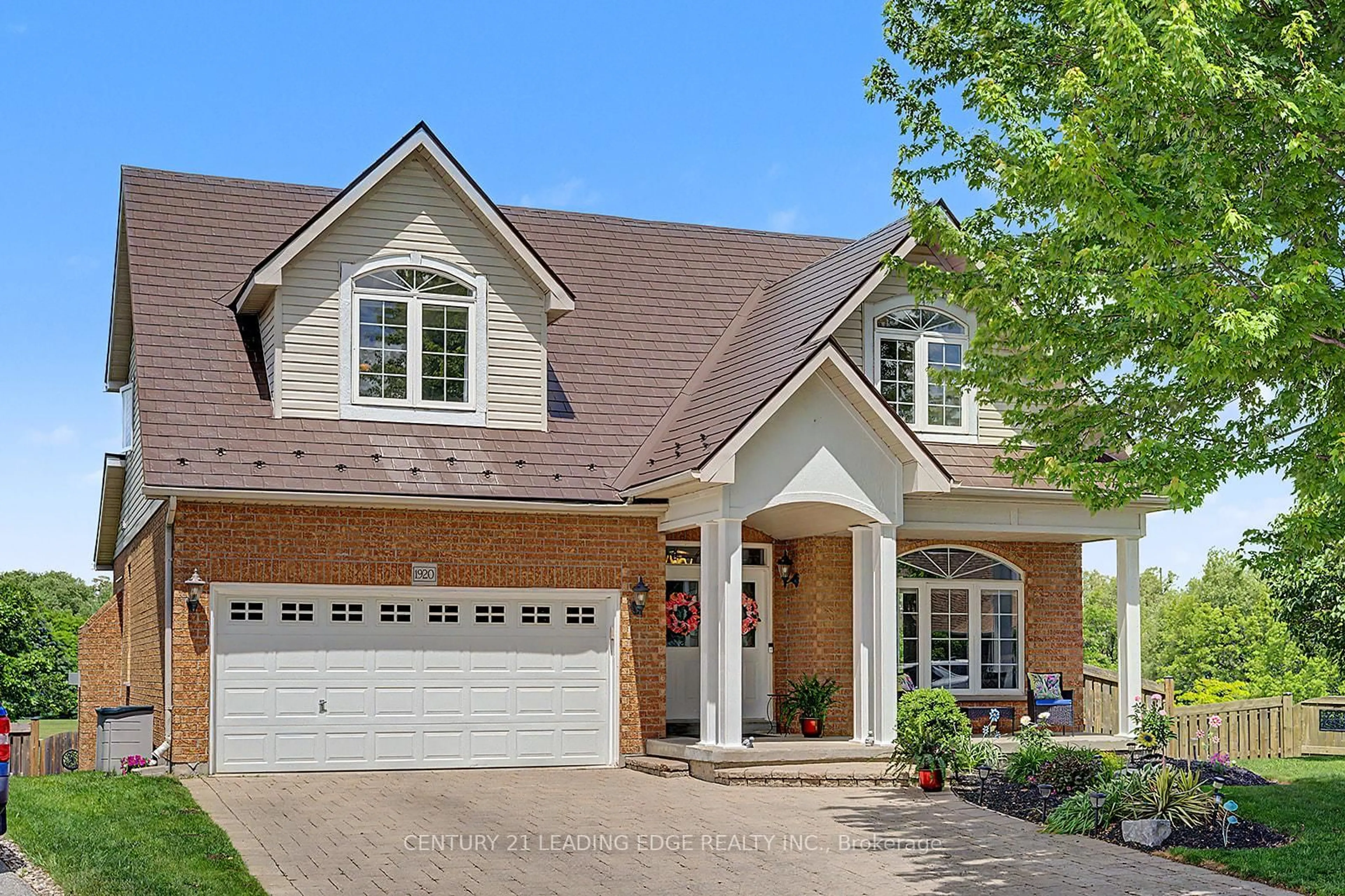 Home with brick exterior material, street for 1920 Clearwater Crt, Oshawa Ontario L1K 2Z6