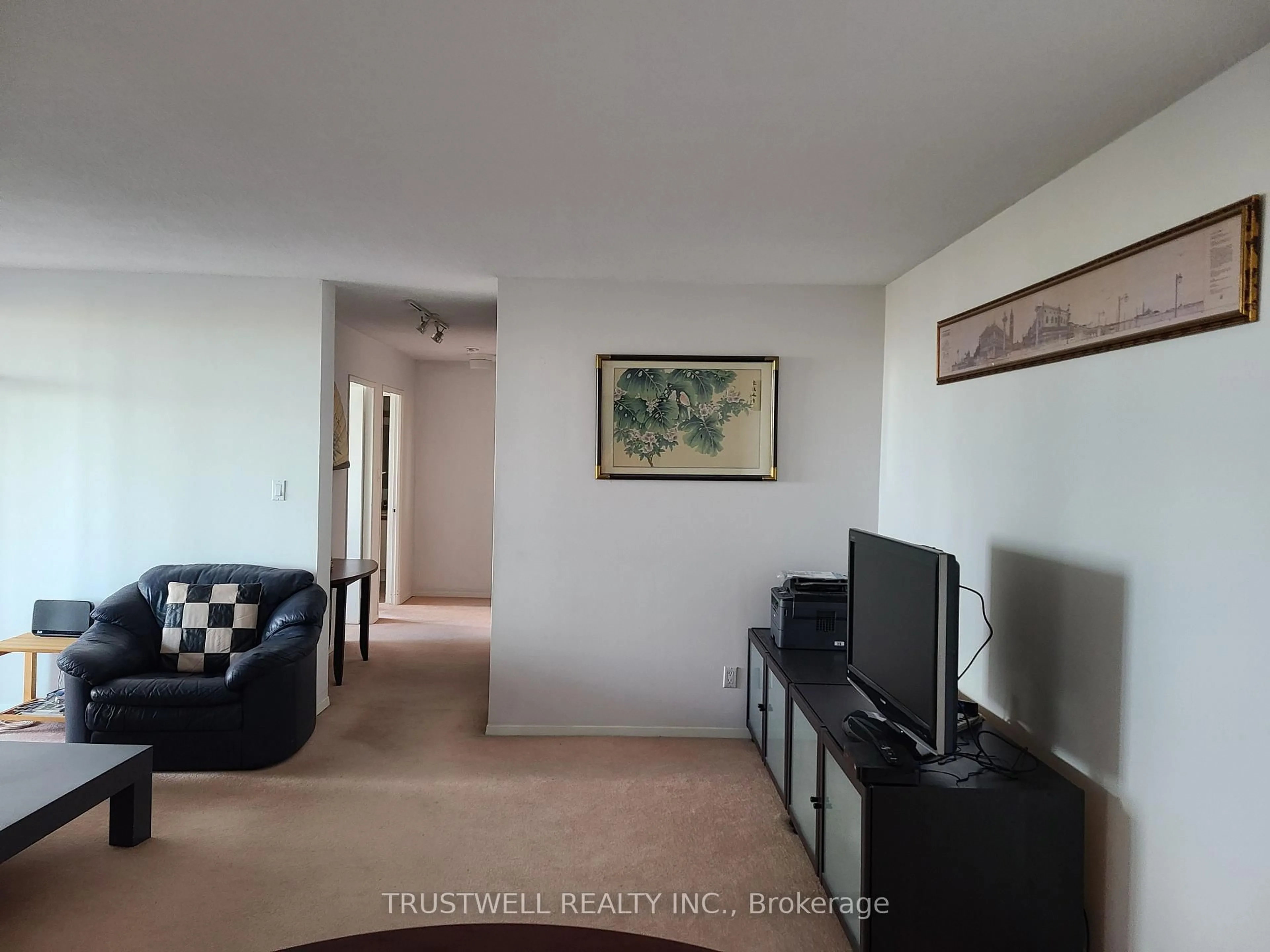 A pic of a room for 30 Thunder Grve #1010, Toronto Ontario M1V 4A3
