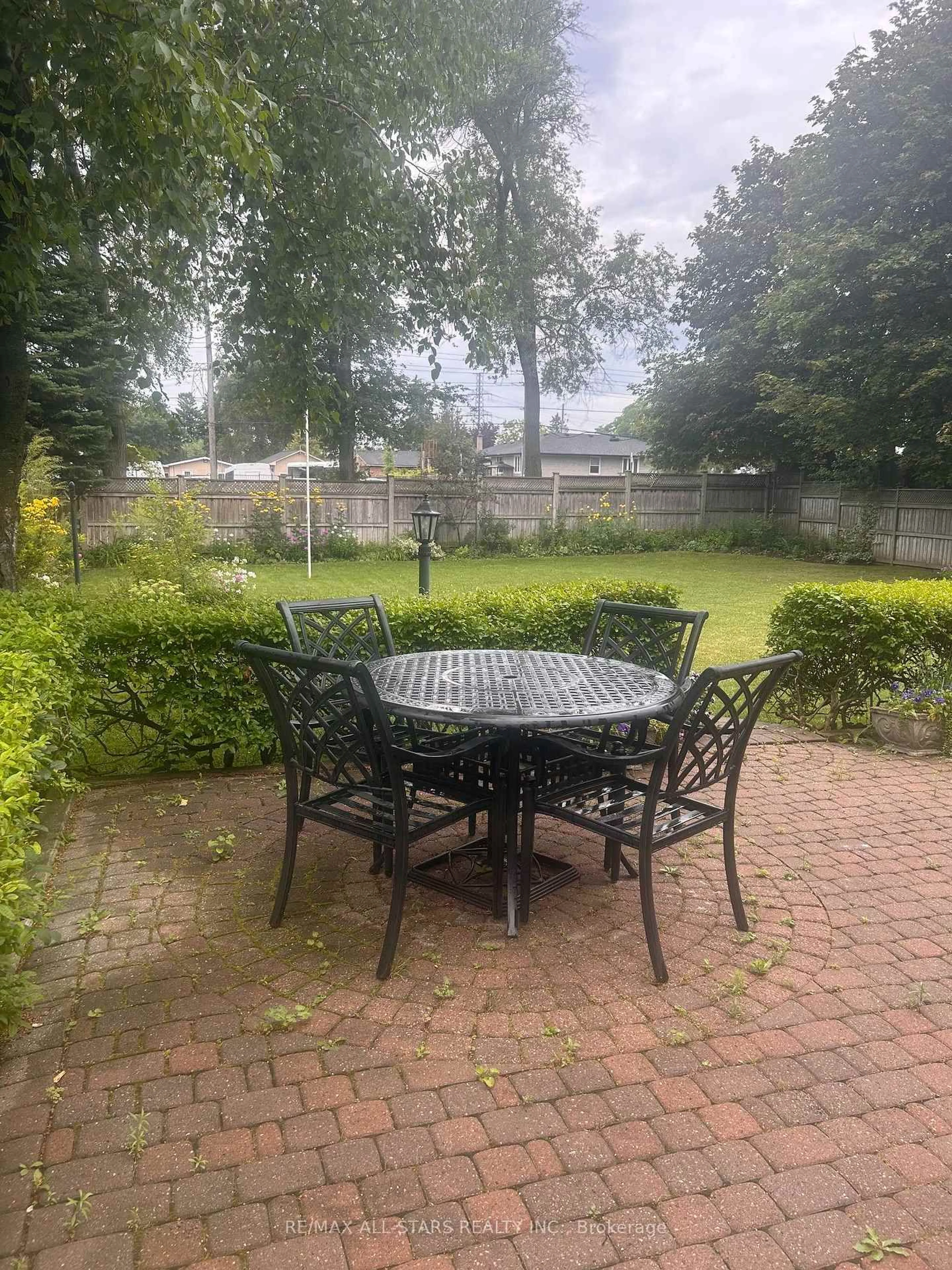 Patio, water/lake/river/ocean view for 19 portico Dr, Toronto Ontario M1G 3R4